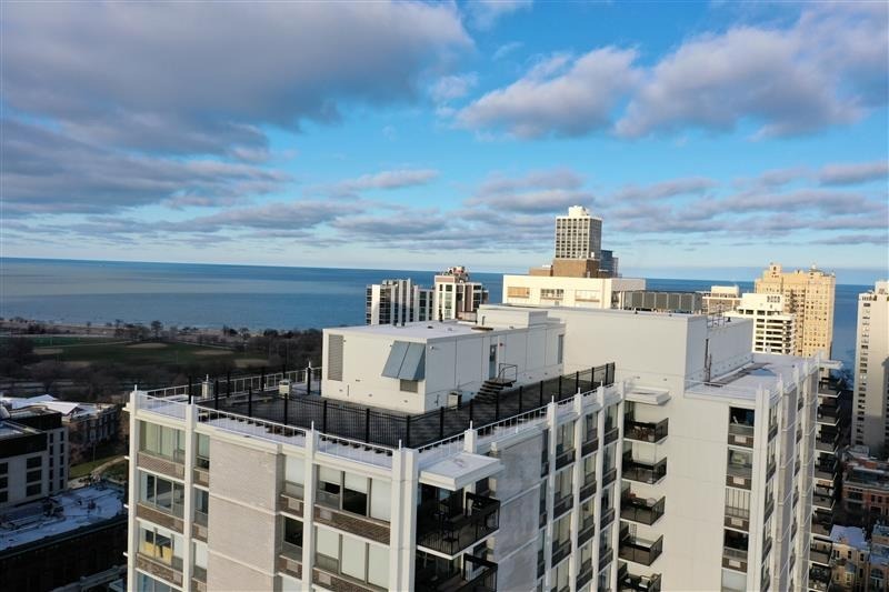3rd image of 1460 N Sandburg Ter, Chicago, IL 60610