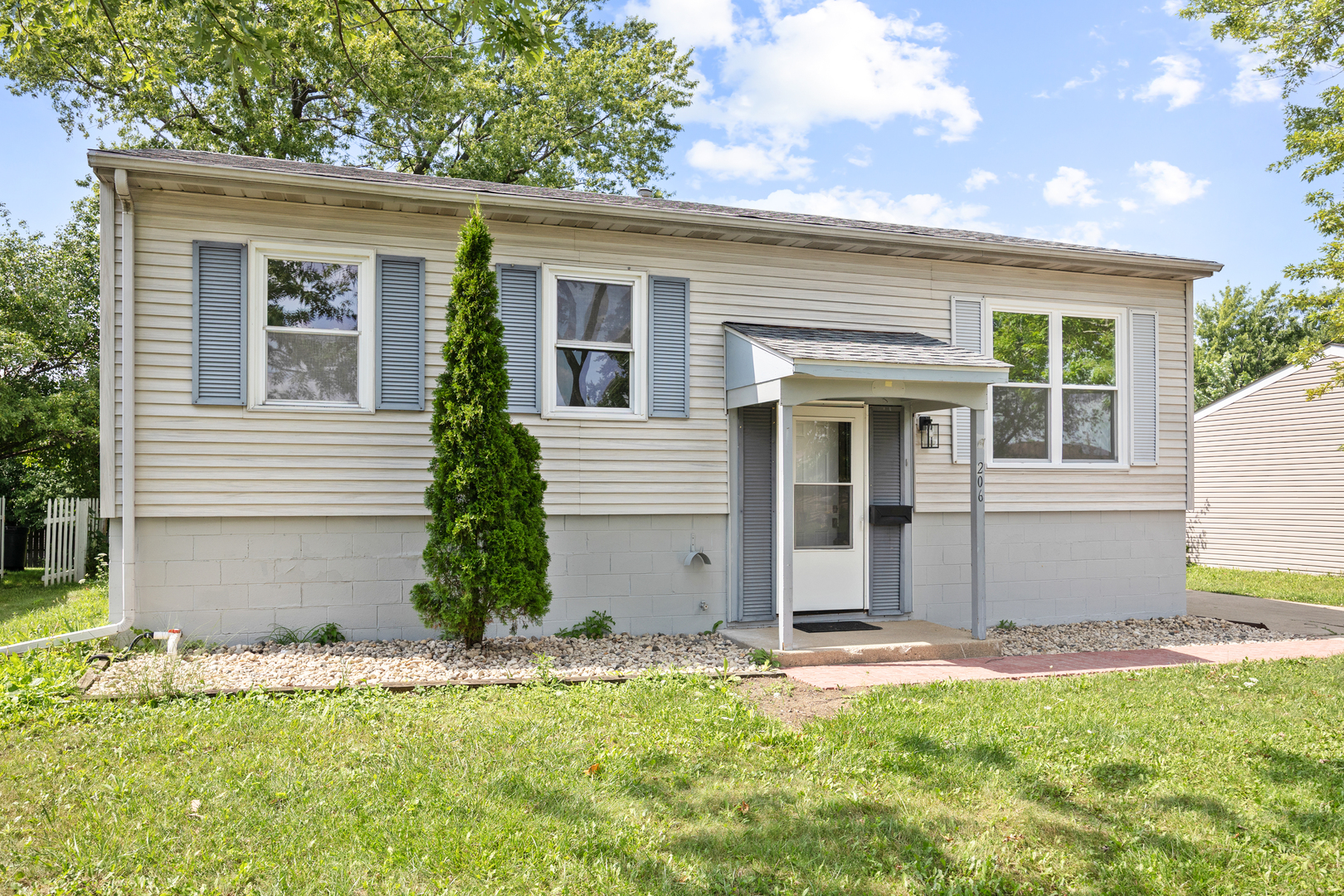 1st image of 206 Ridge Cir, Streamwood, IL 60107 | MLS# 12722681