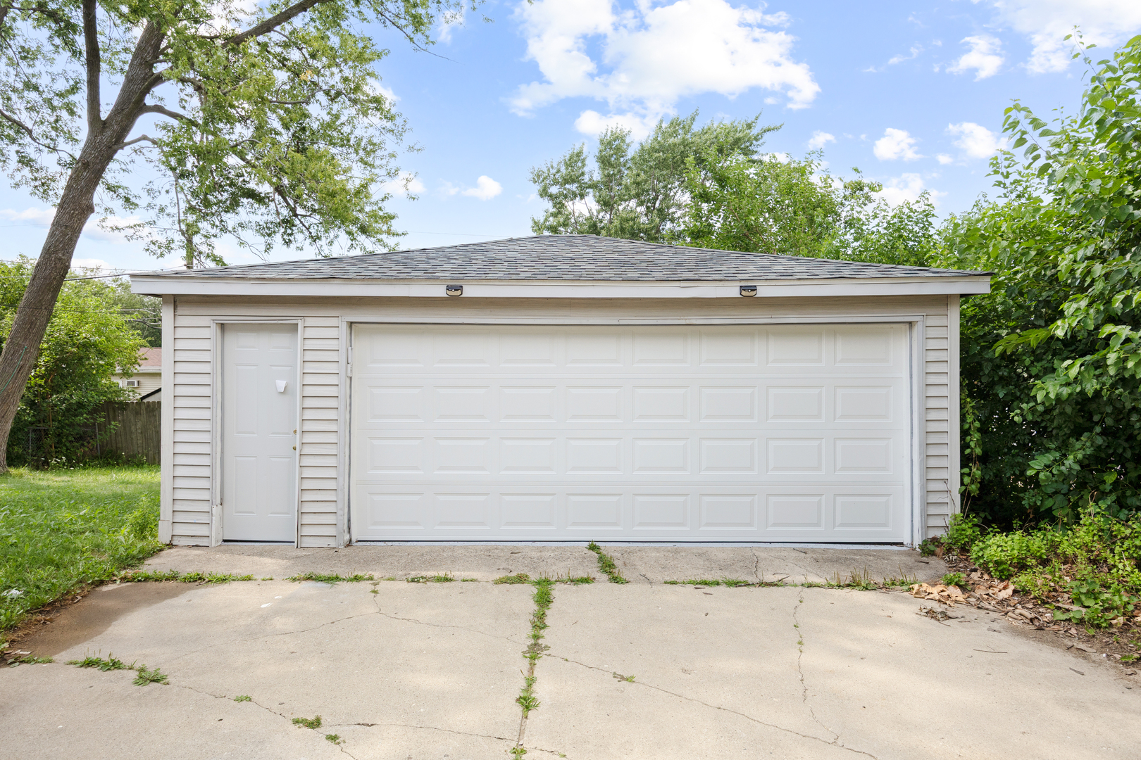 20th image of 206 Ridge Cir, Streamwood, IL 60107 | MLS# 12722681