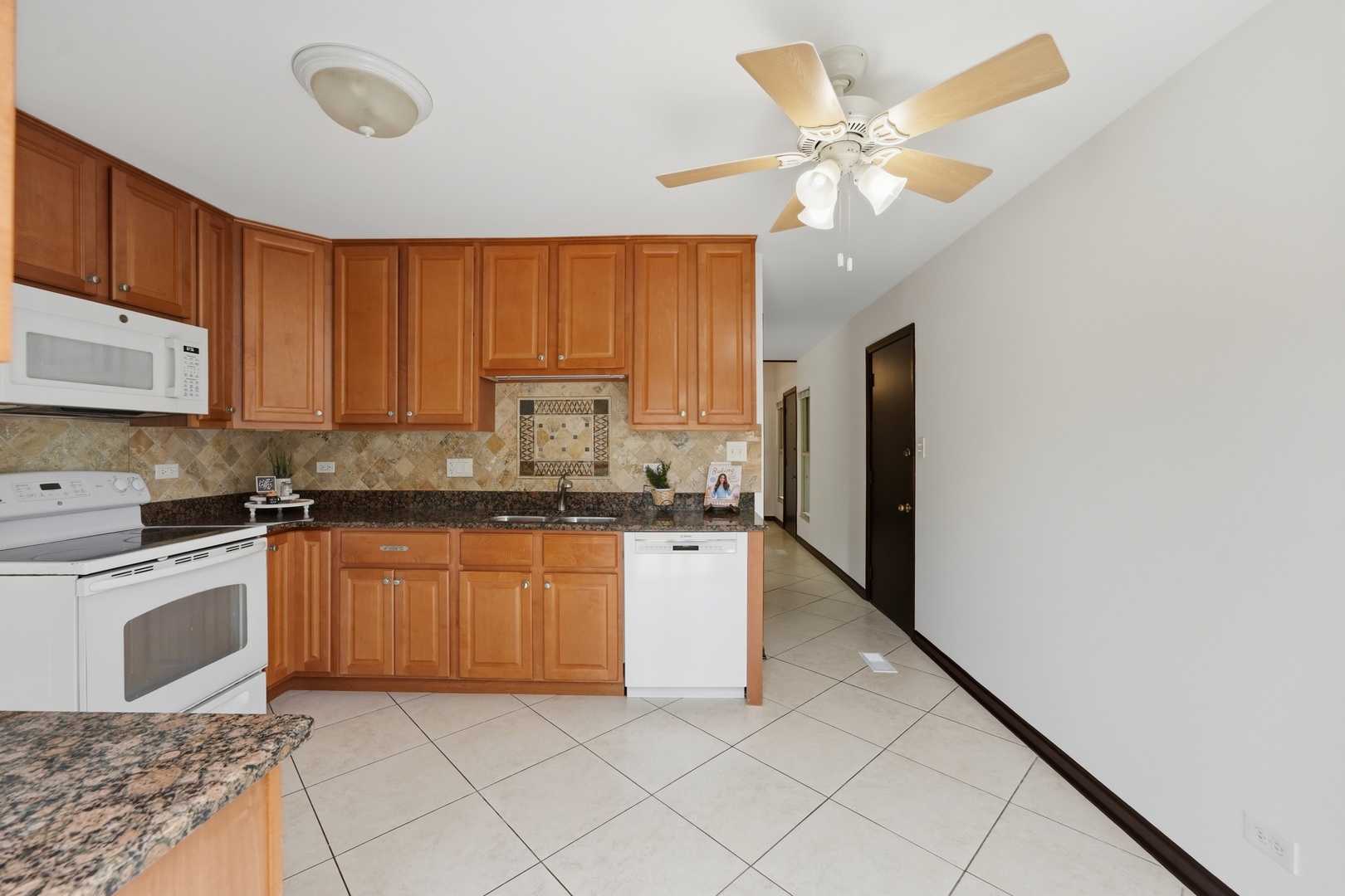 Photo 4 of Single family home for sale at 1148 N Old Brg Rd, Palatine, IL 60067 | MLS# 12722841 | Listing updated on 2026-09-04