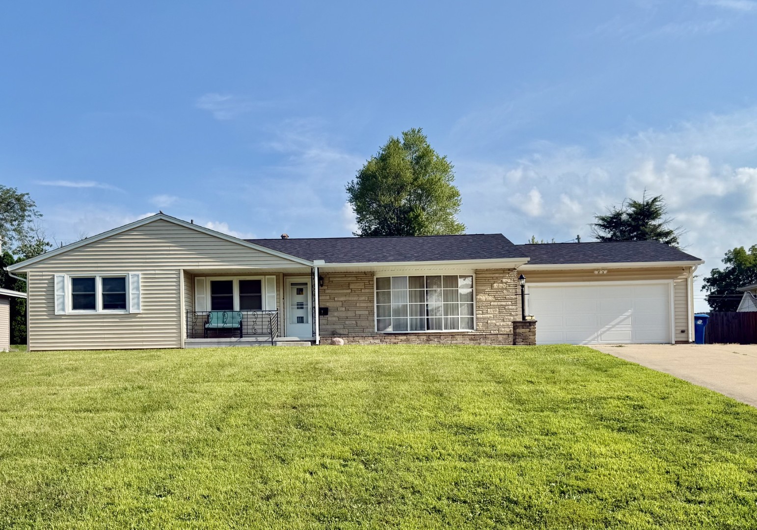 3rd image of 7 Edgewood Dr, Kewanee, IL 61443 | MLS# 12722992