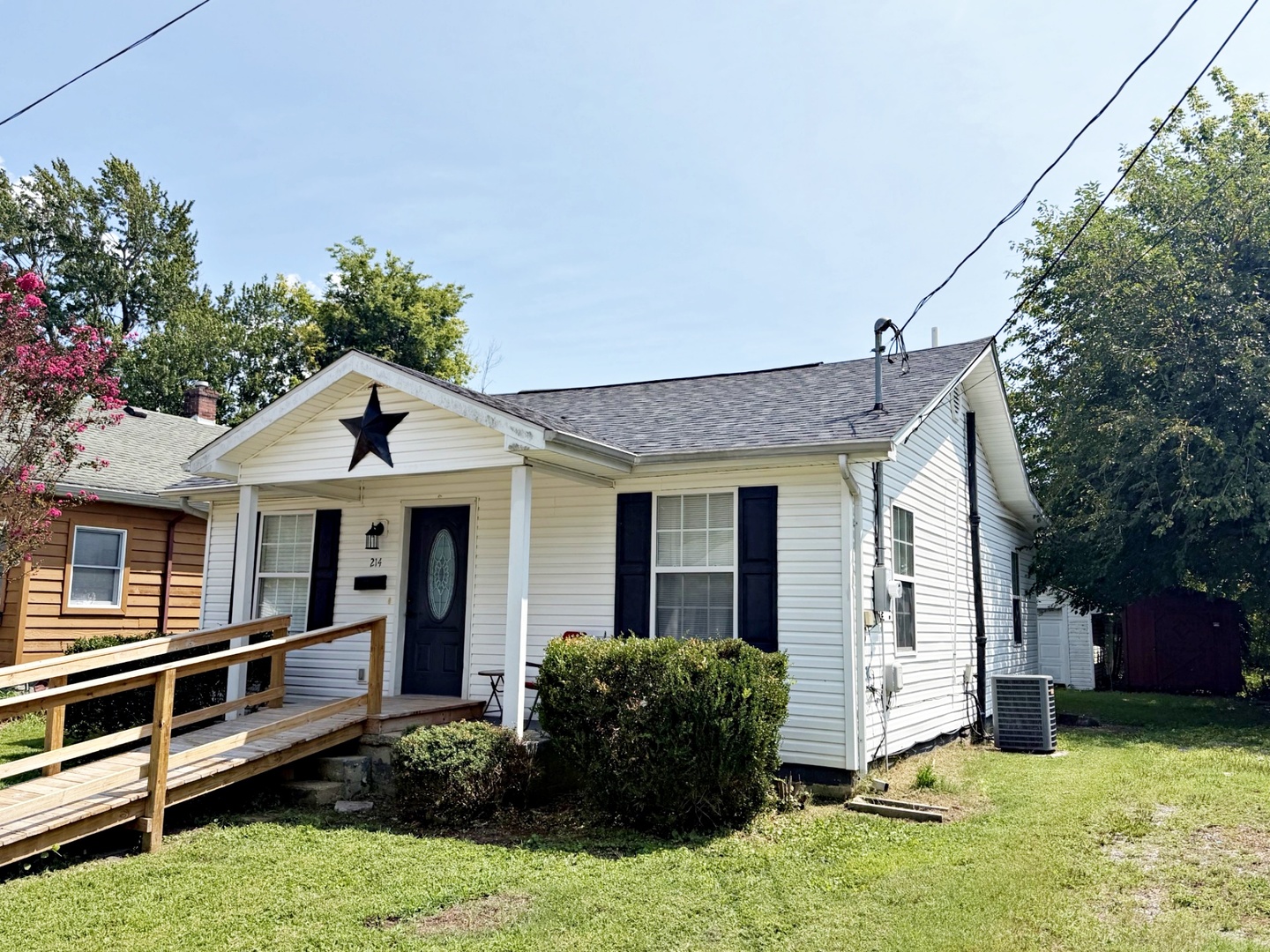 1st image of 214 W 19th St, Metropolis, IL 62960 | MLS# 12723222