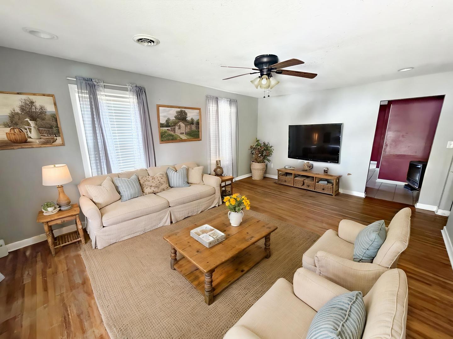 2nd image of 214 W 19th St, Metropolis, IL 62960 | MLS# 12723222