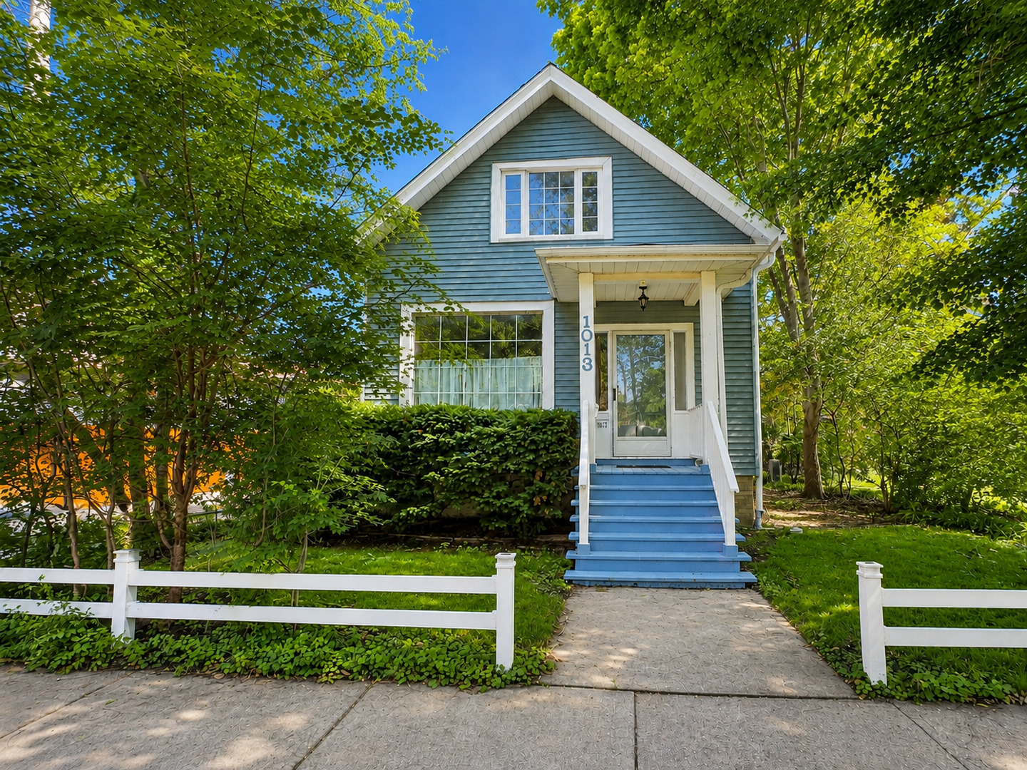 1st image of 1013 Simpson St, Evanston, IL 60201 | MLS# 12723235