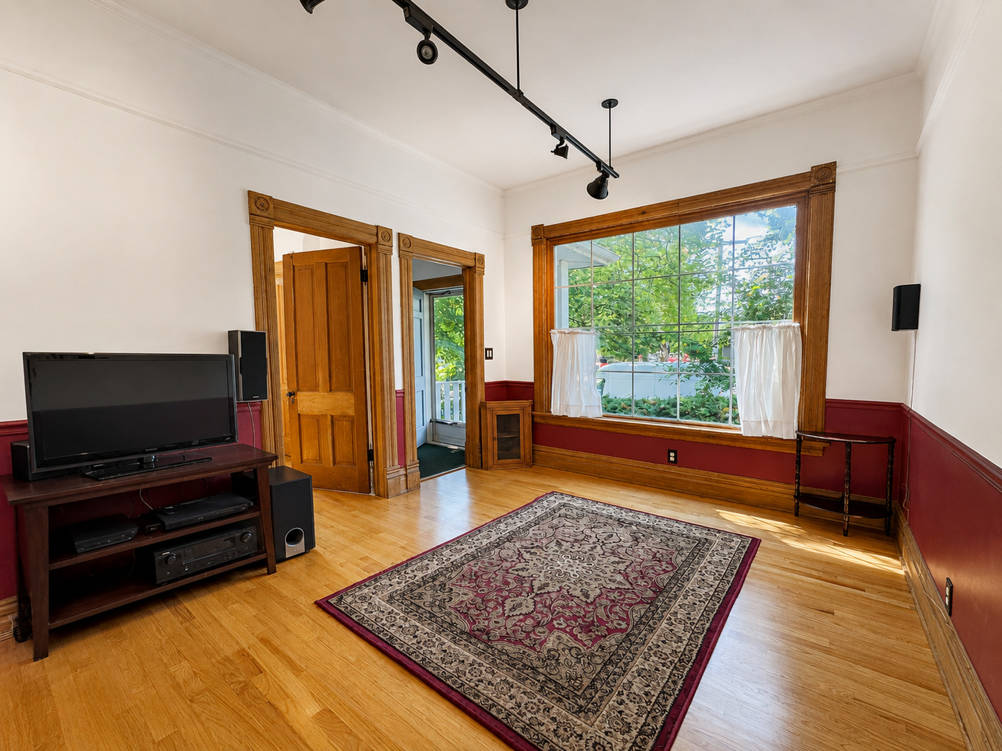 4th image of 1013 Simpson St, Evanston, IL 60201 | MLS# 12723235