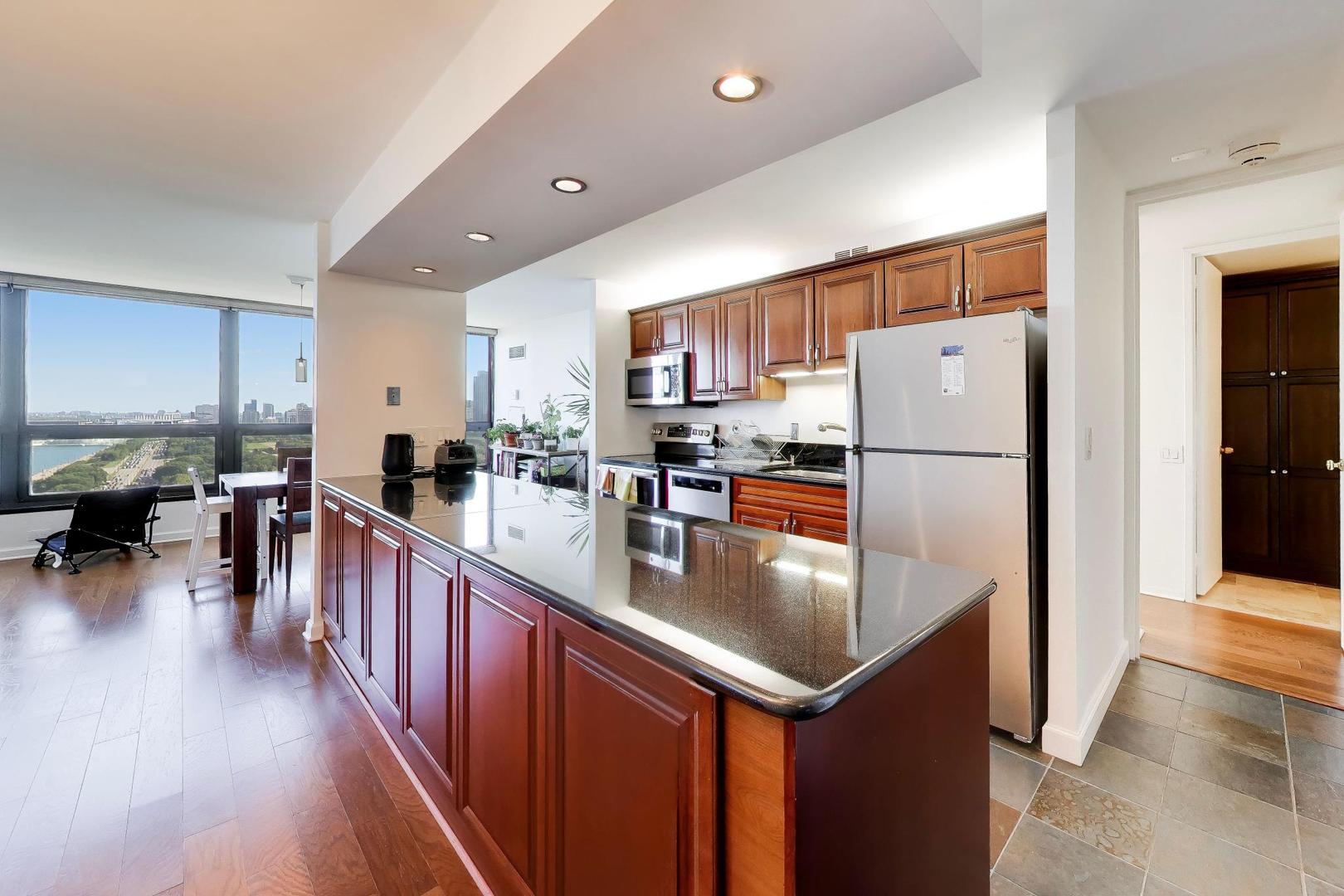 4th image of 360 E Randolph St #2502, Chicago, IL 60601 | MLS# 12723271