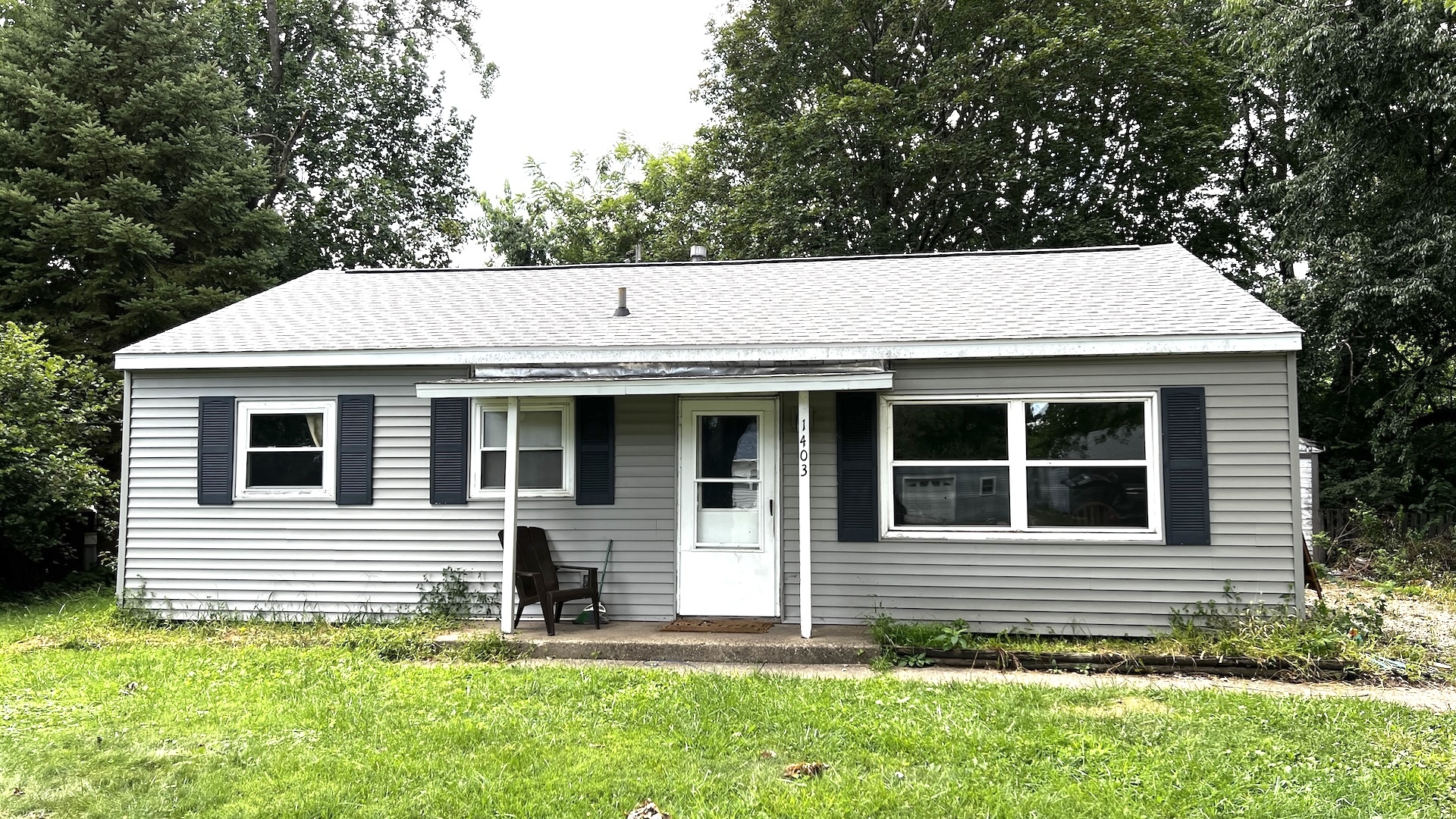 1st image of 1403 Glendale Dr, Champaign, IL 61821 | MLS# 12723316