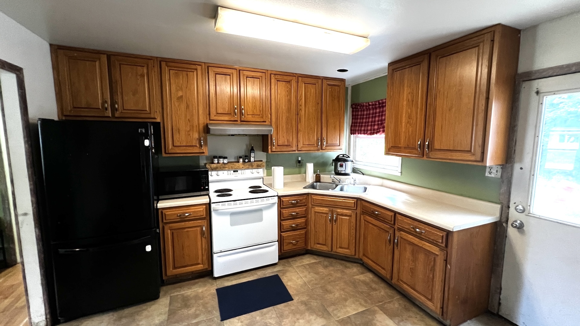 3rd image of 1403 Glendale Dr, Champaign, IL 61821 | MLS# 12723316