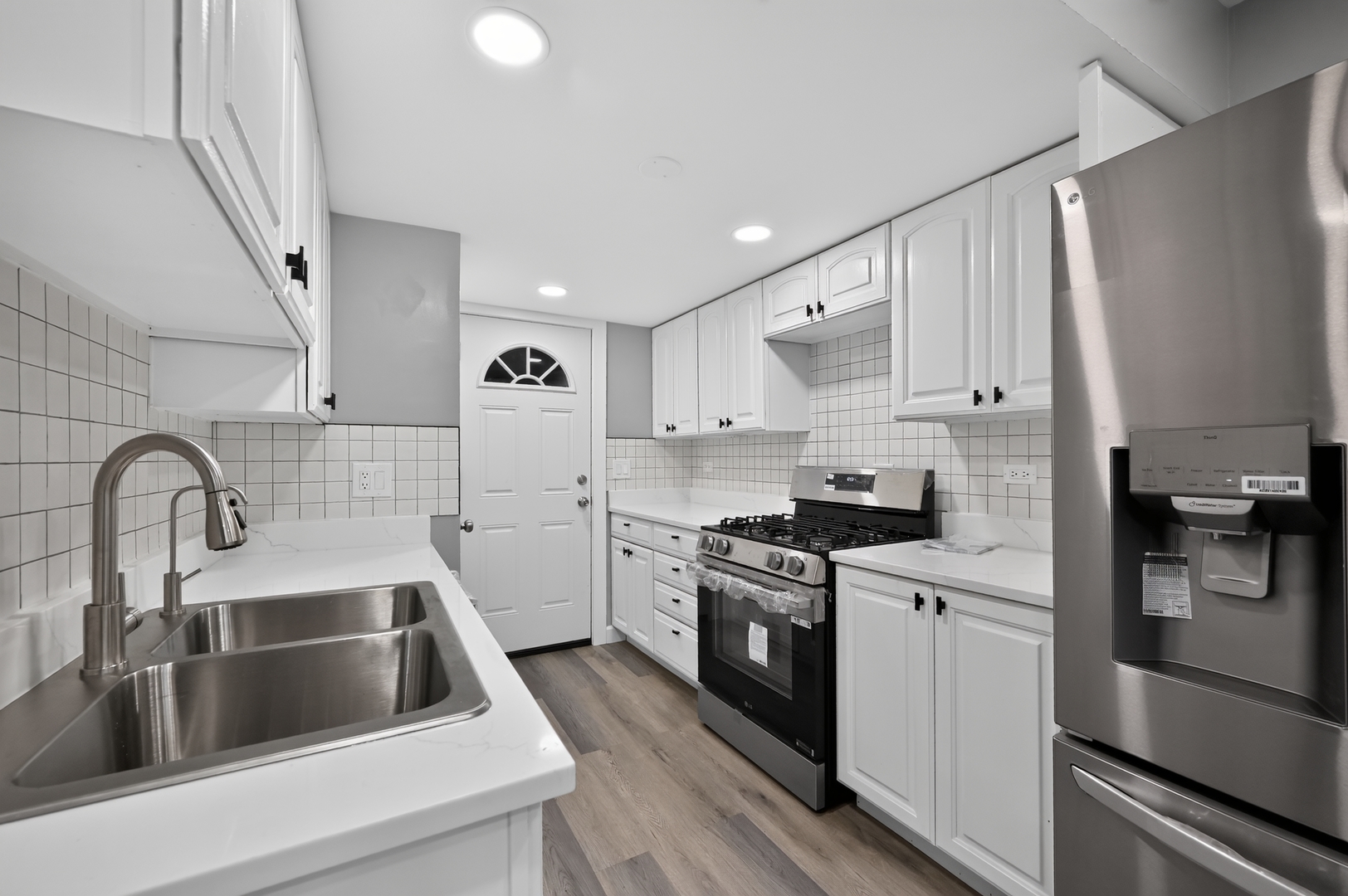 4th image of 257 Dover Dr #c, Des Plaines, IL 60018 | MLS# 12723363