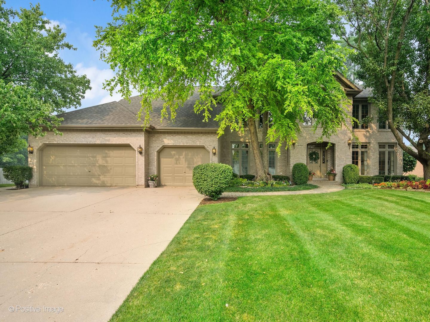2nd image of 6905 Irish Ct, Darien, IL 60561 | MLS# 12723518
