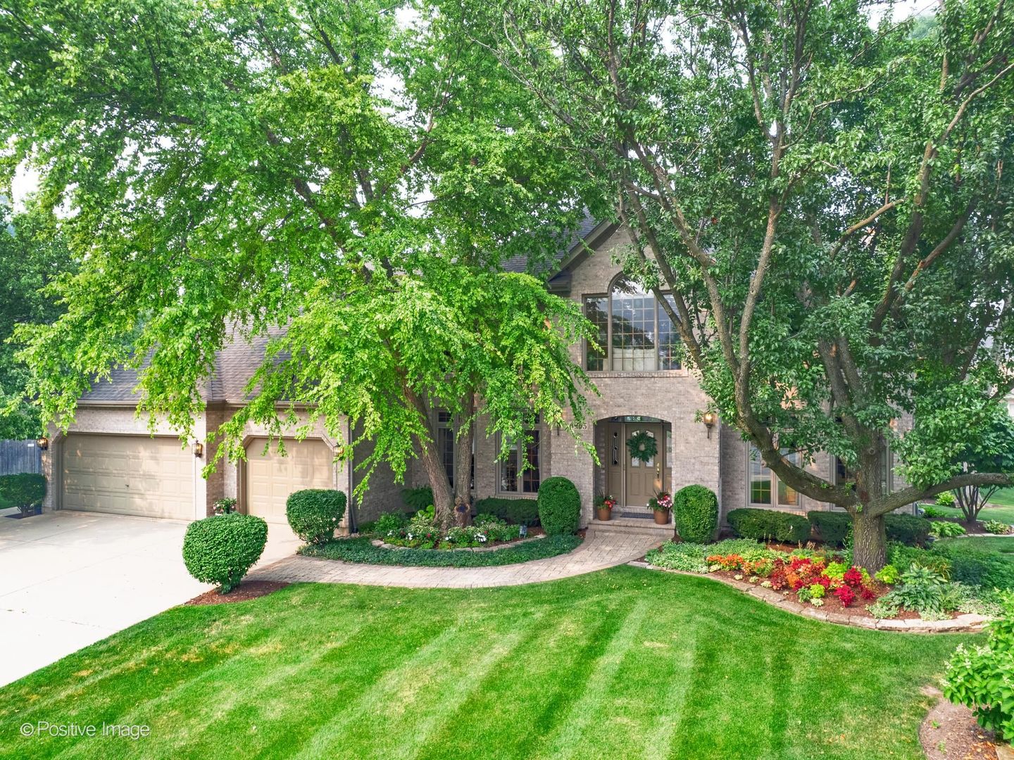1st image of 6905 Irish Ct, Darien, IL 60561 | MLS# 12723518