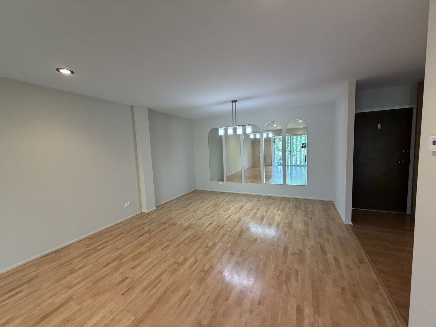 5th image of 1101 S Hunt Club Dr #214, Mount Prospect, IL 60056 | MLS# 12723560