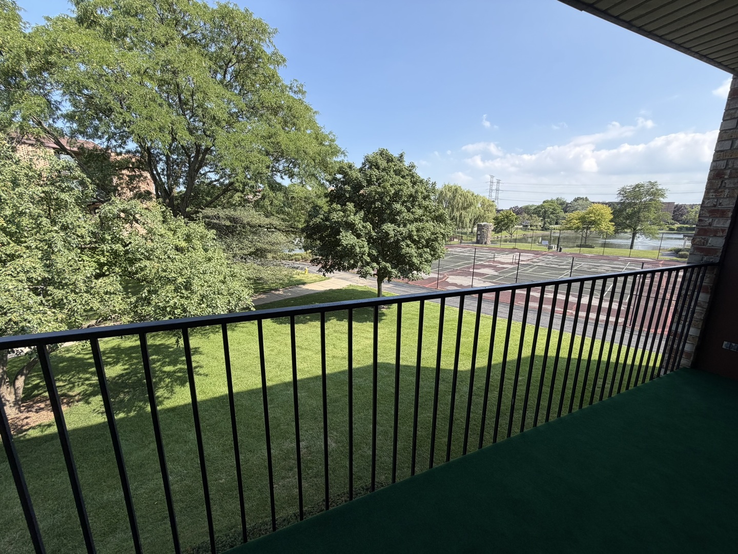 2nd image of 1101 S Hunt Club Dr #214, Mount Prospect, IL 60056 | MLS# 12723560