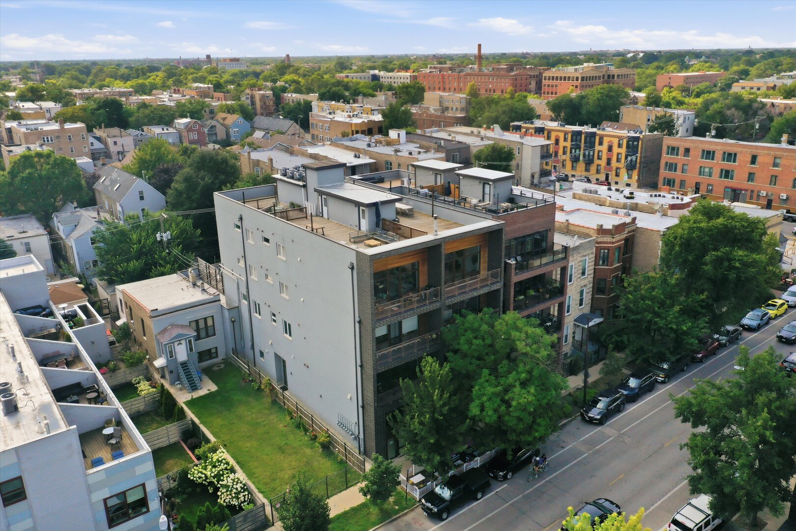 46th image of 934 N California Ave #4N, Chicago, IL 60622 | MLS# 12723564