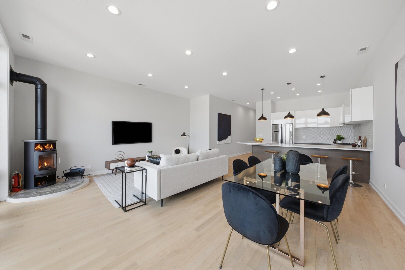4th image of 934 N California Ave #4N, Chicago, IL 60622 | MLS# 12723564
