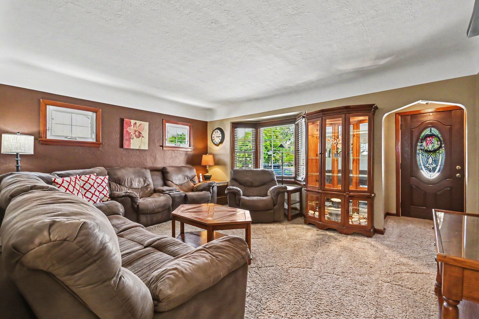 5th image of 18010 Burnham Ave, Lansing, IL 60438 | MLS# 12723606