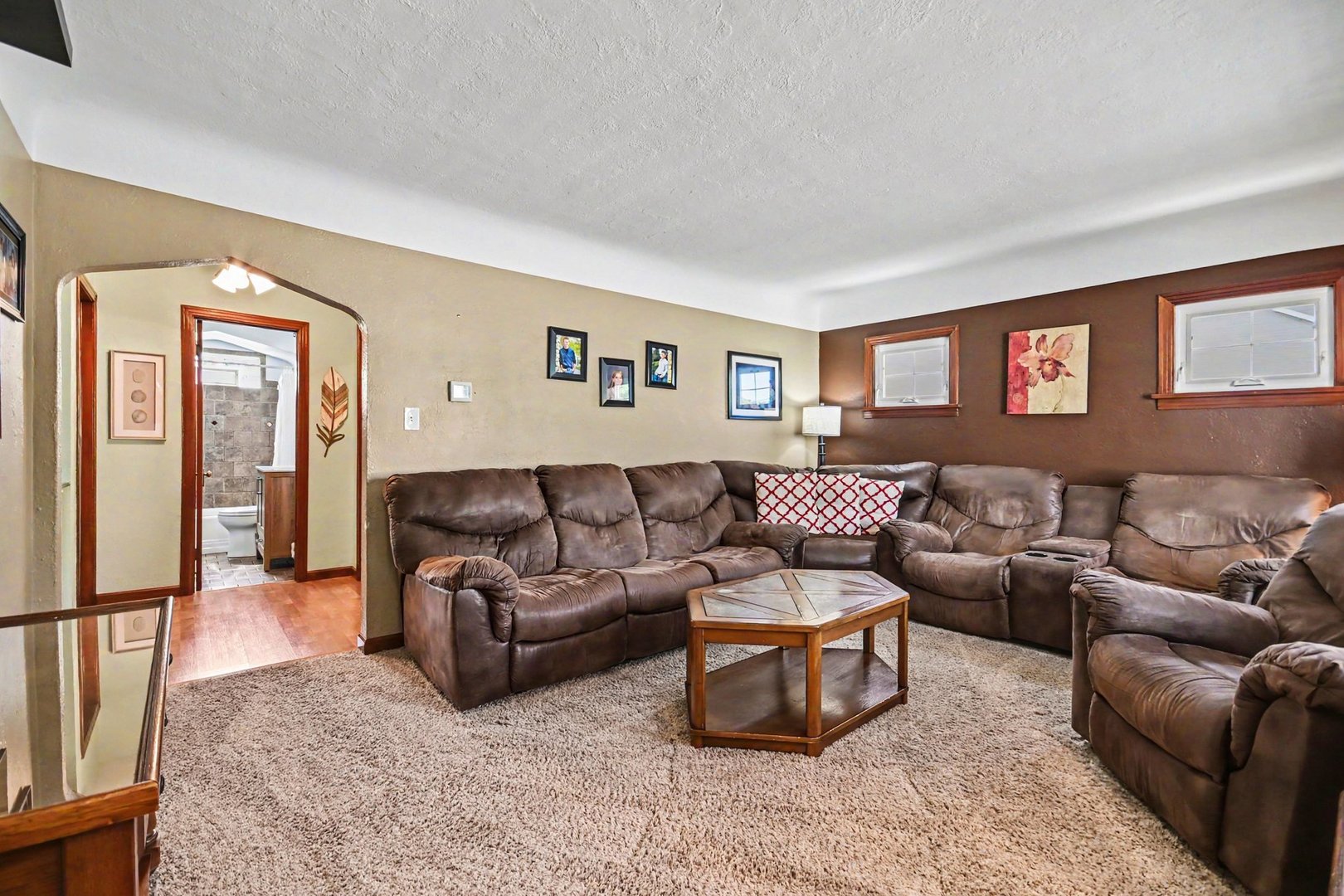 4th image of 18010 Burnham Ave, Lansing, IL 60438 | MLS# 12723606