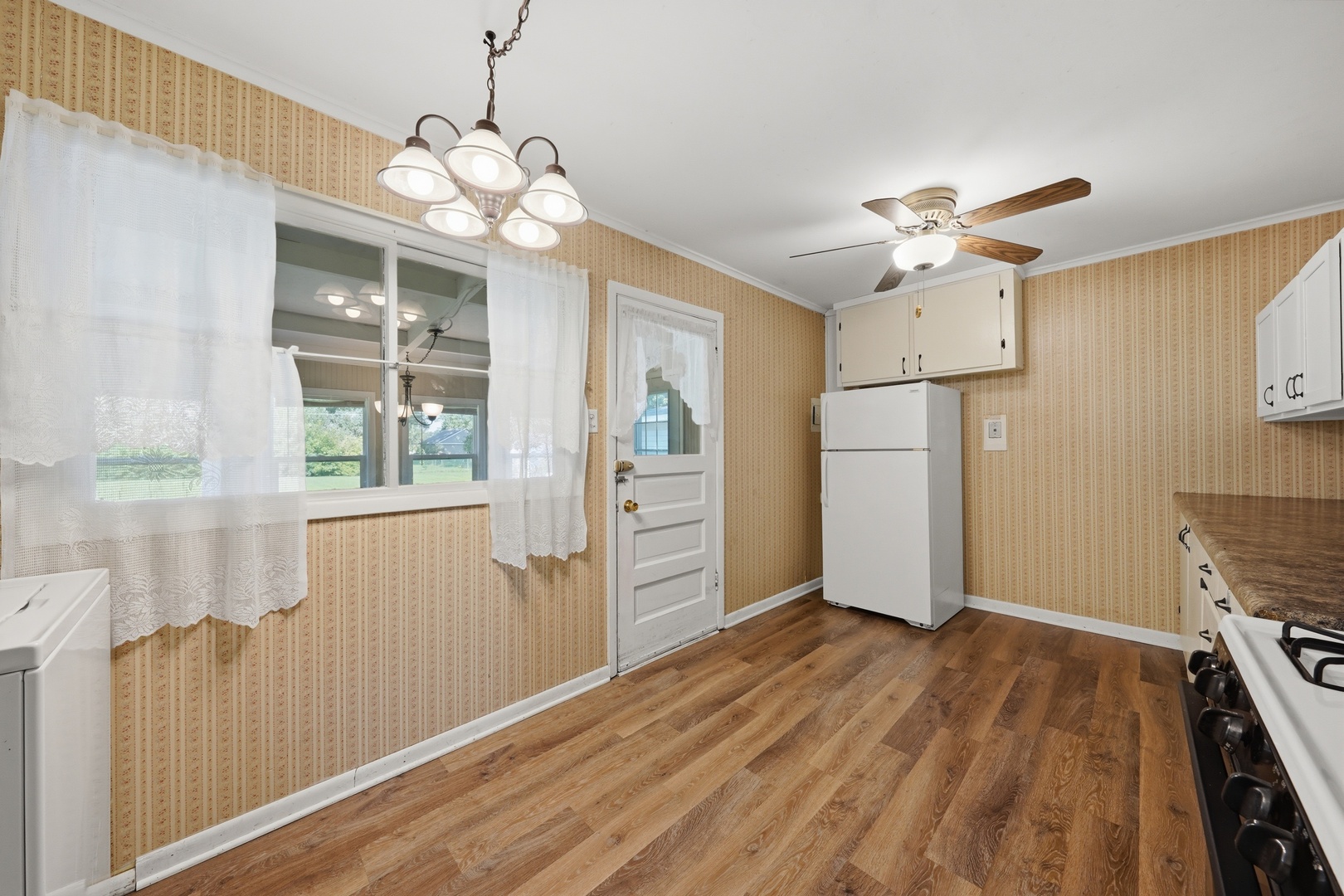 5th image of 17120 Oriole Ave, Tinley Park, IL 60477 | MLS# 12723619