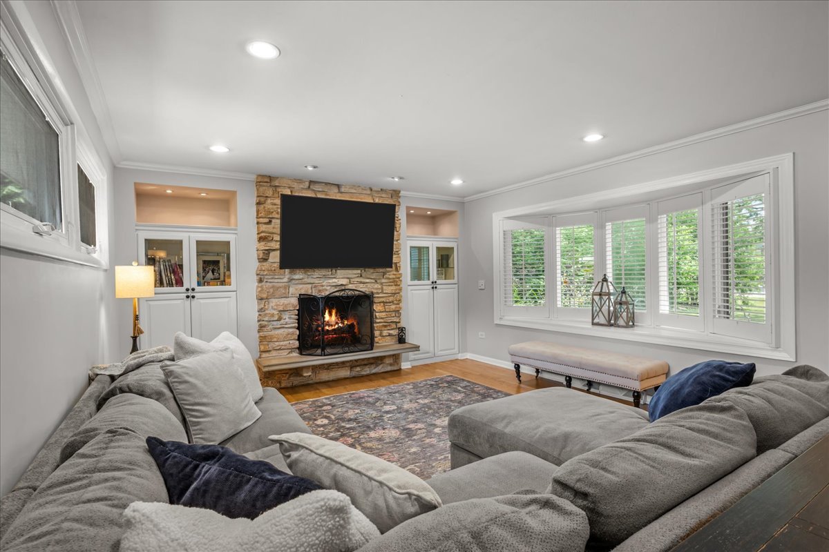 5th image of S758 Grant St, Winfield, IL 60190 | MLS# 12723715