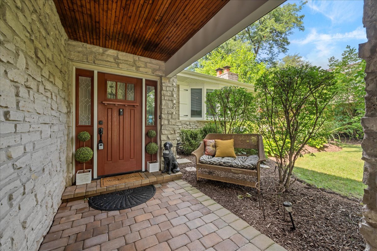 3rd image of S758 Grant St, Winfield, IL 60190 | MLS# 12723715