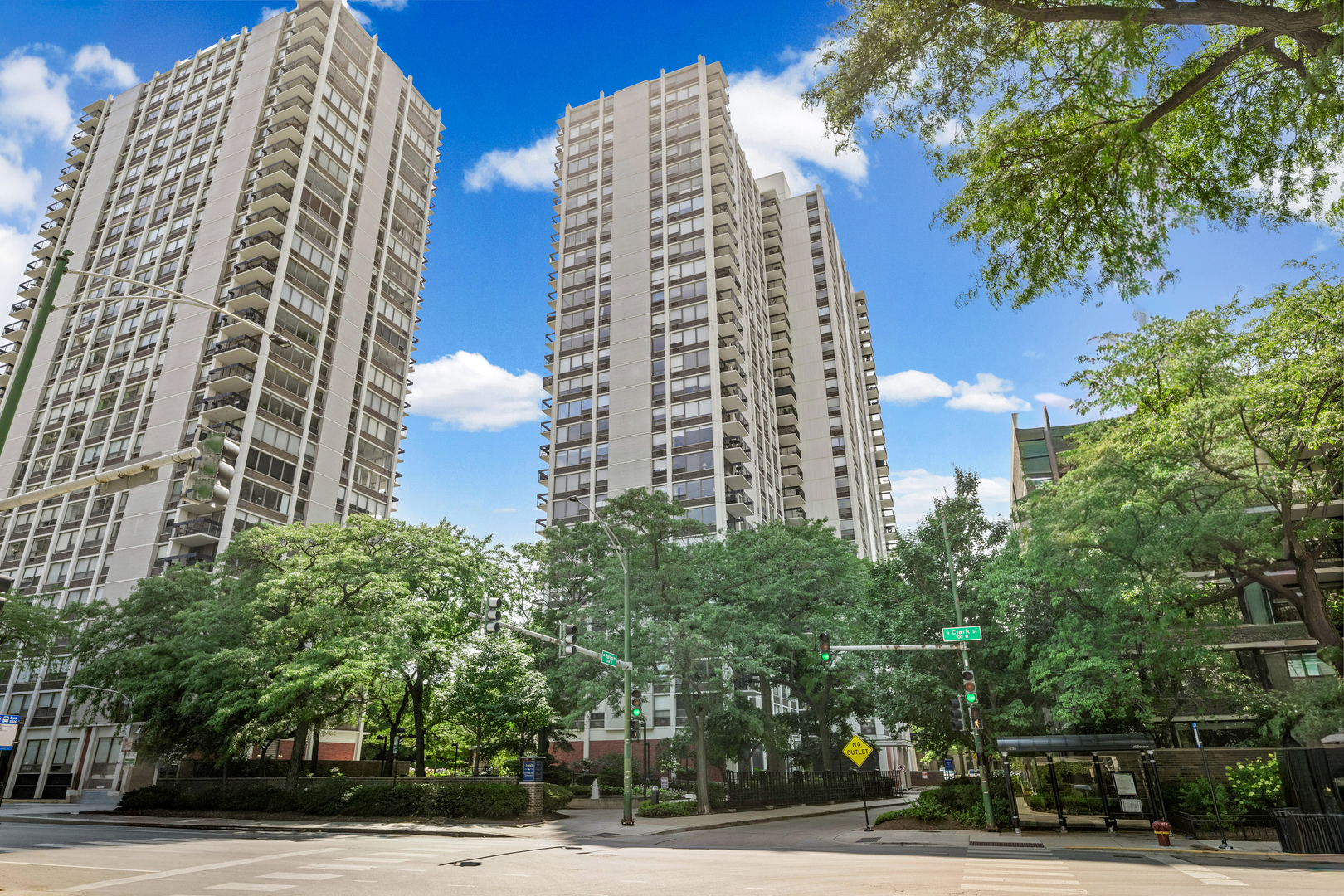 1st image of 1460 N Sandburg Ter #711, Chicago, IL 60610 | MLS# 12723788