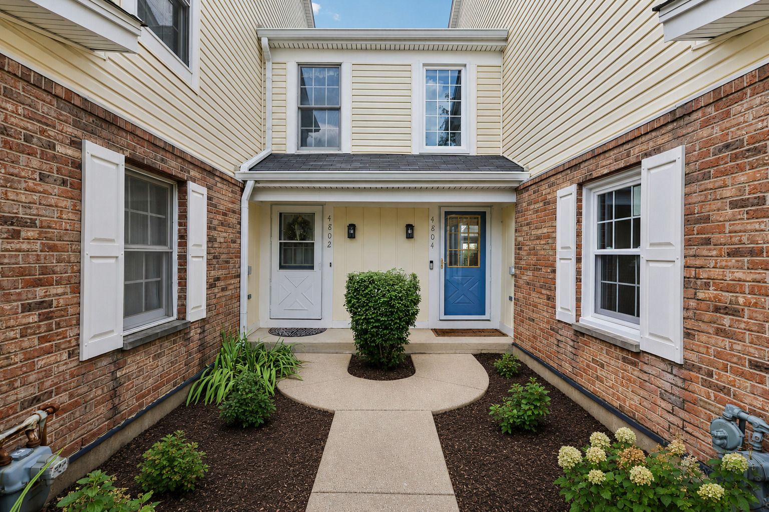 2nd image of 4804 Turnberry Dr, Hoffman Estates, IL 60010 | MLS# 12723904