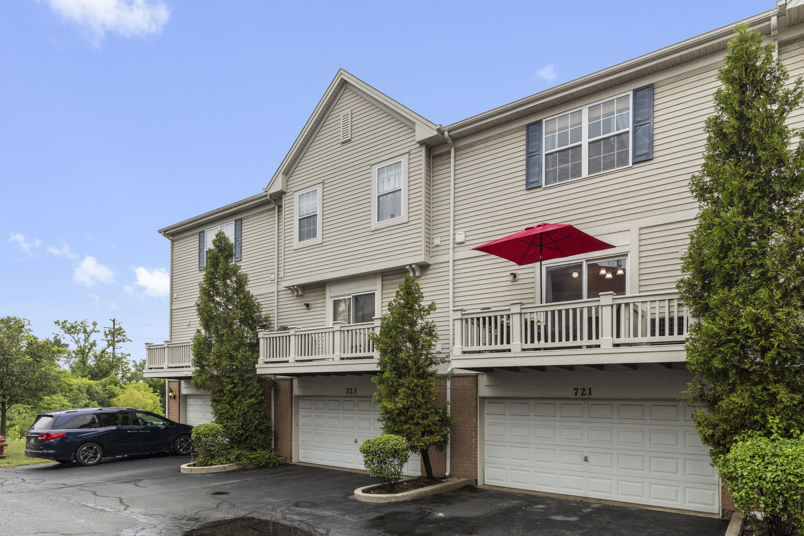 16th image of 721 Hanbury Dr, Des Plaines, IL 60016 | MLS# 12723945
