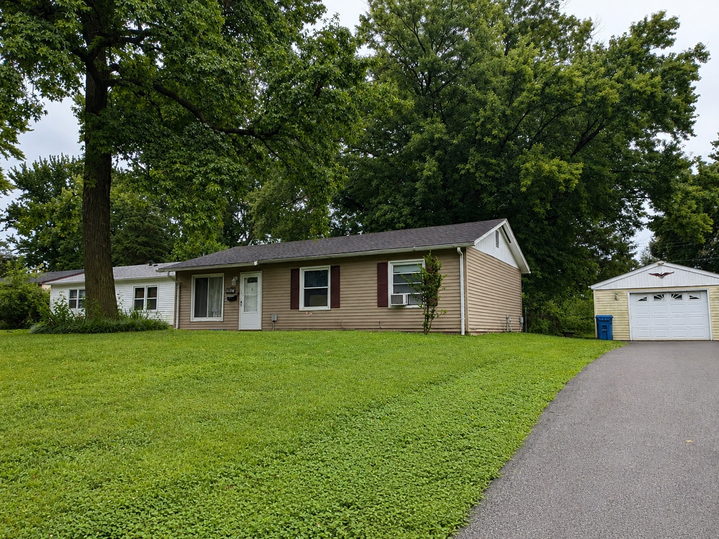 1st image of 2667 Bunn Dr, Springfield, IL 62703 | MLS# 12723978