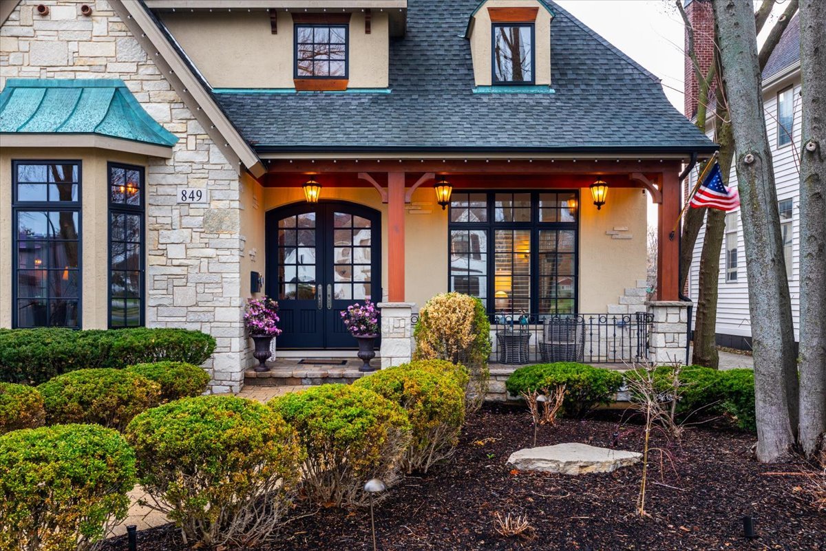 5th image of 849 E Hillside Rd, Naperville, IL 60540 | MLS# 12724004