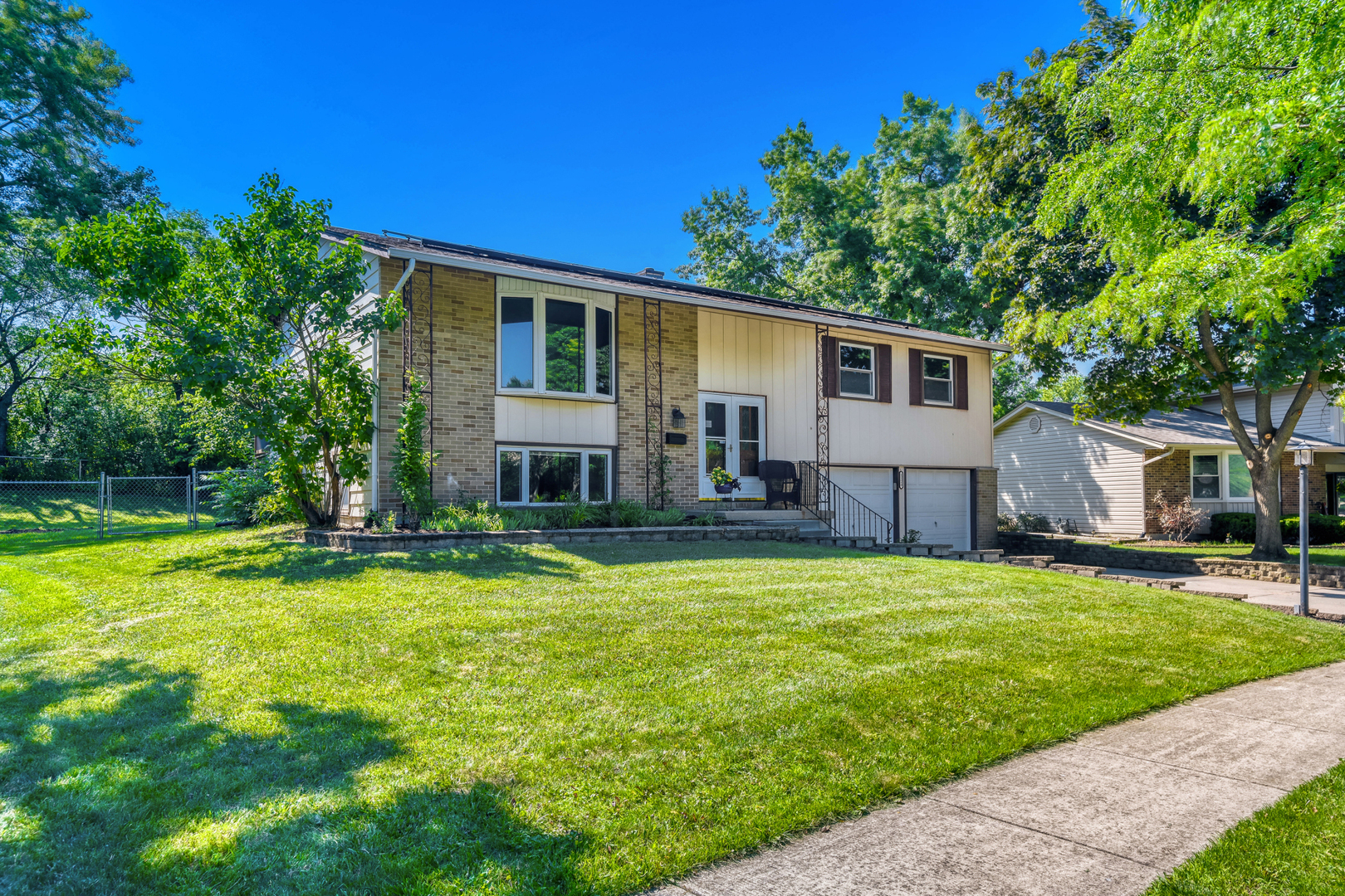 1st image of 1120 Concord Ln, Hoffman Estates, IL 60192 | MLS# 12724107