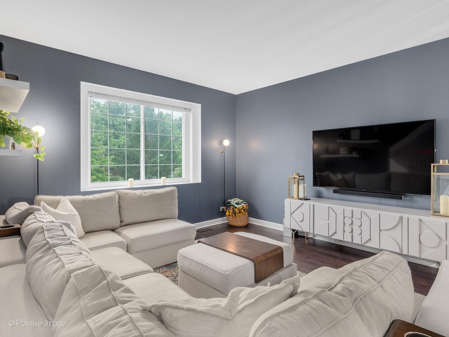 3rd image of 110 Morgans Gate Dr, Wood Dale, IL 60191 | MLS# 12724219