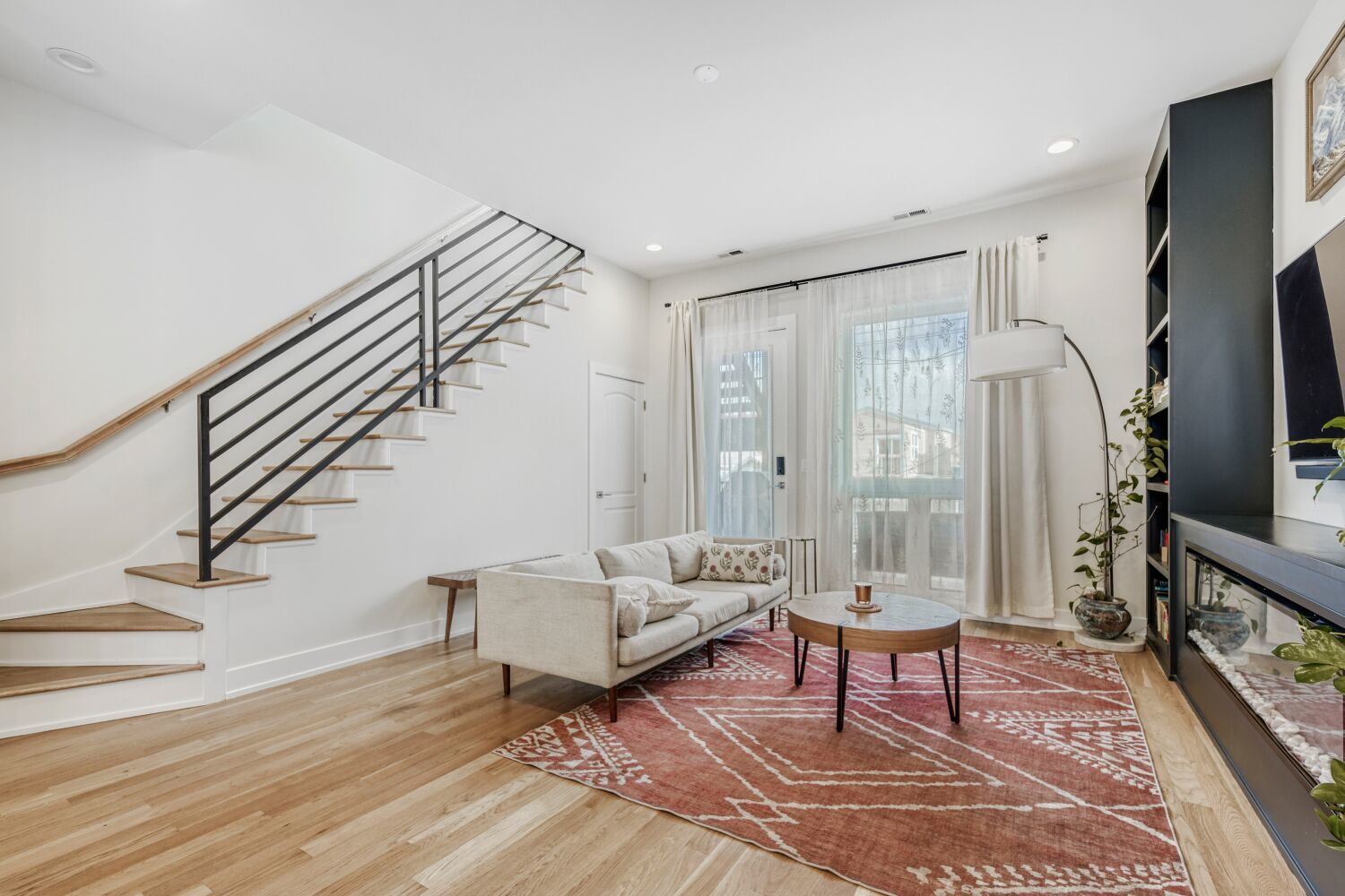 3rd image of 1707 S Jefferson St #2, Chicago, IL 60616 | MLS# 12724319
