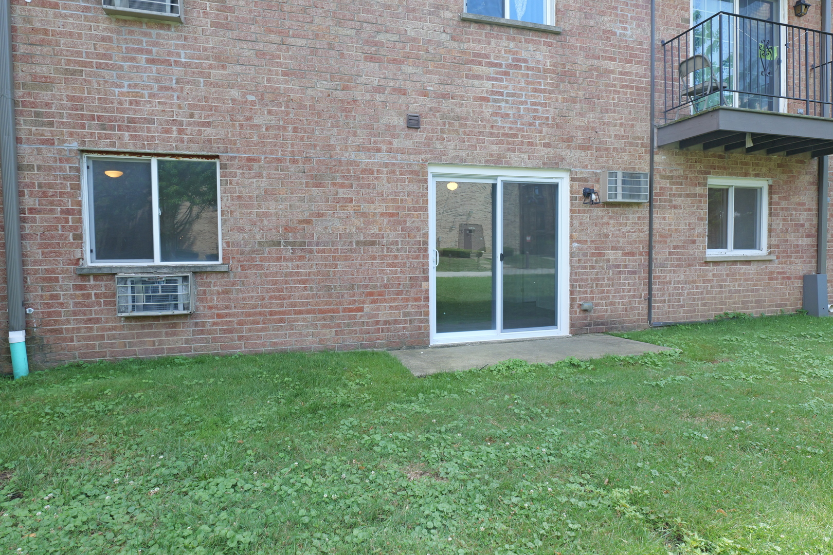 19th image of 143 W Elk Trl #141, Carol Stream, IL 60188 | MLS# 12724651