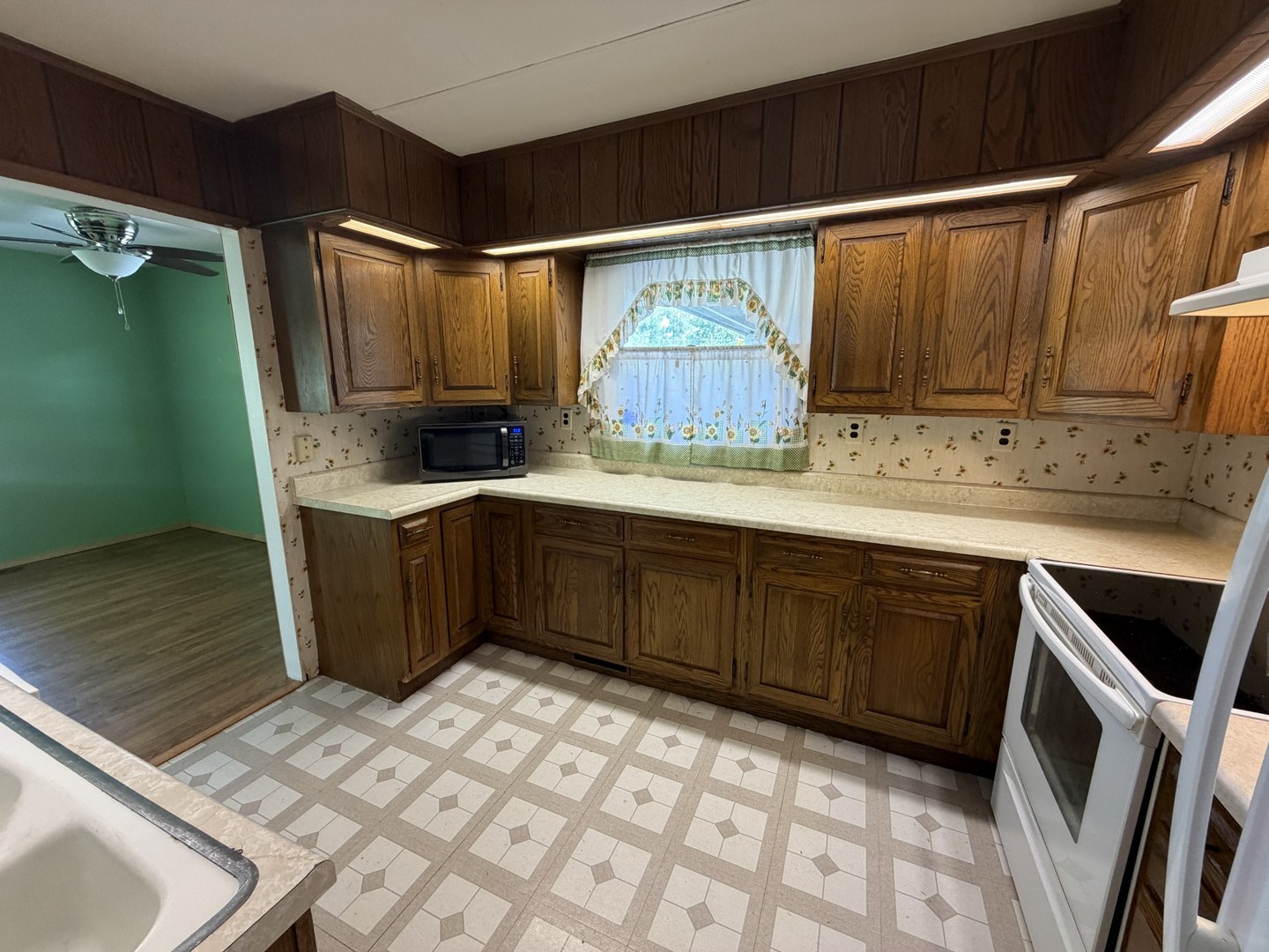 5th image of 536 Dwight St, Kewanee, IL 61443 | MLS# 12724657