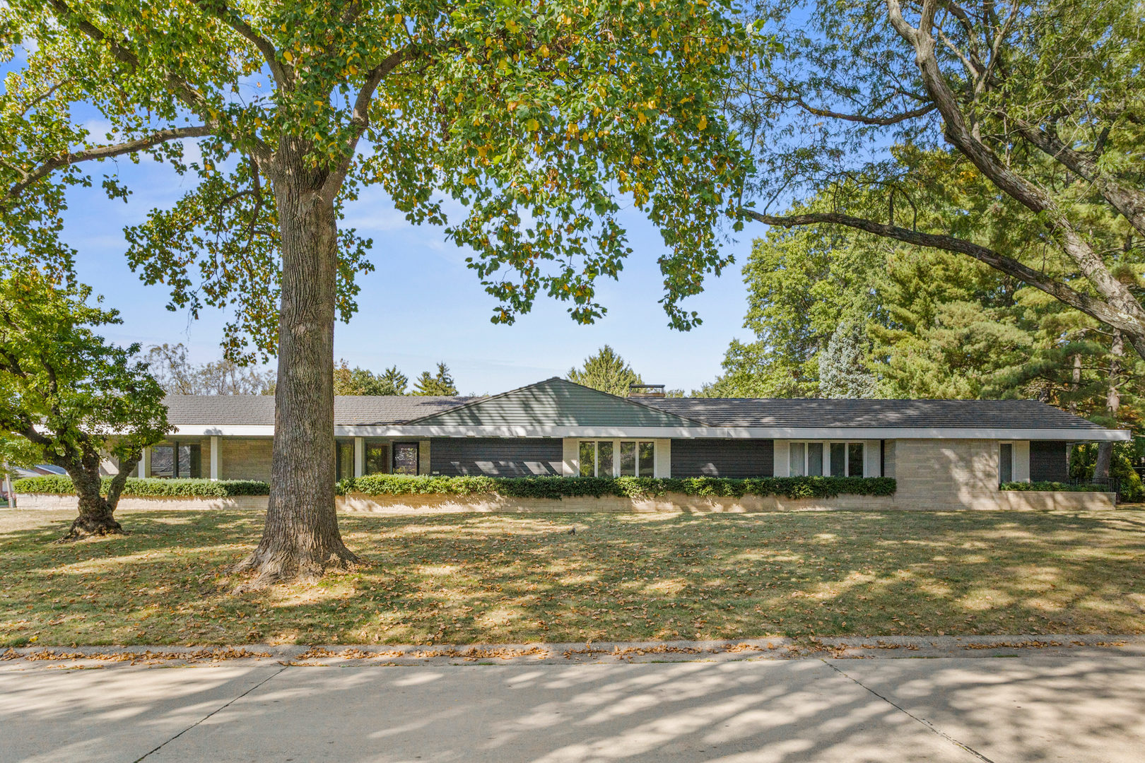 2nd image of 1313 Waverly Dr, Champaign, IL 61821 | MLS# 12724792