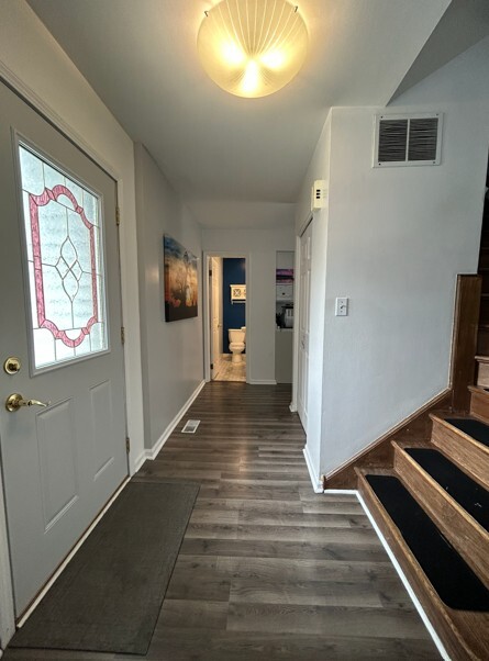 3rd image of 1929 Whitingham Ln, Hoffman Estates, IL 60169 | MLS# 12724813