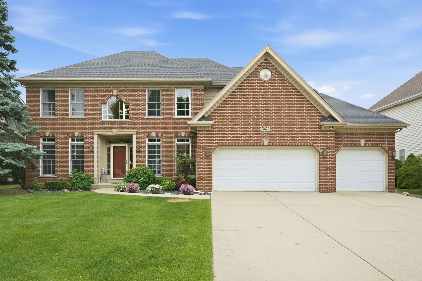 2nd image of 3423 Goldfinch Dr, Naperville, IL 60564 | MLS# 12724833