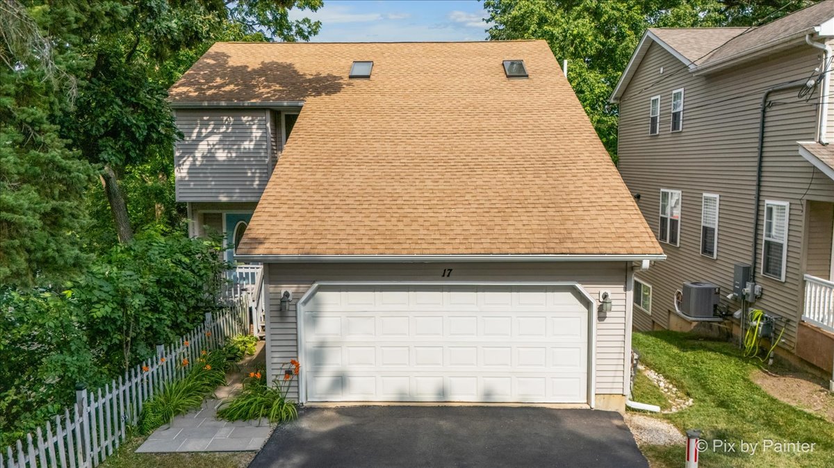 2nd image of 17 Hillcrest Ave, Fox Lake, IL 60020 | MLS# 12724884