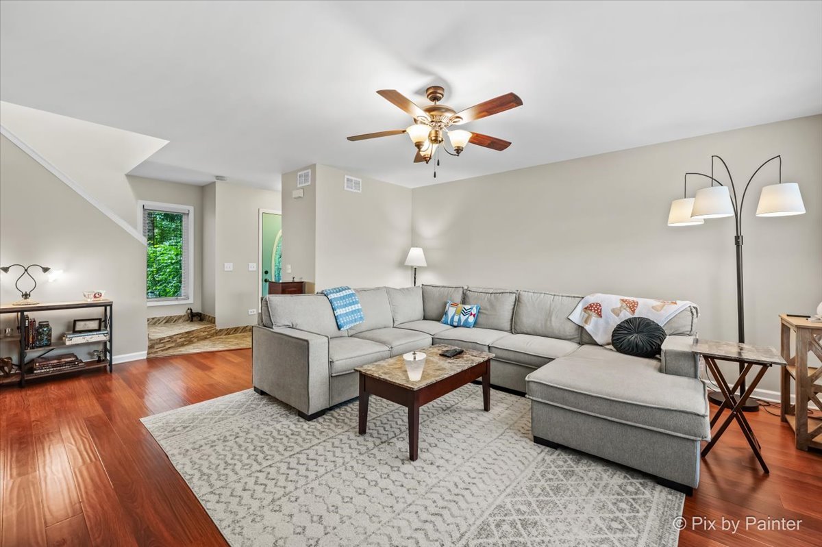 4th image of 17 Hillcrest Ave, Fox Lake, IL 60020 | MLS# 12724884
