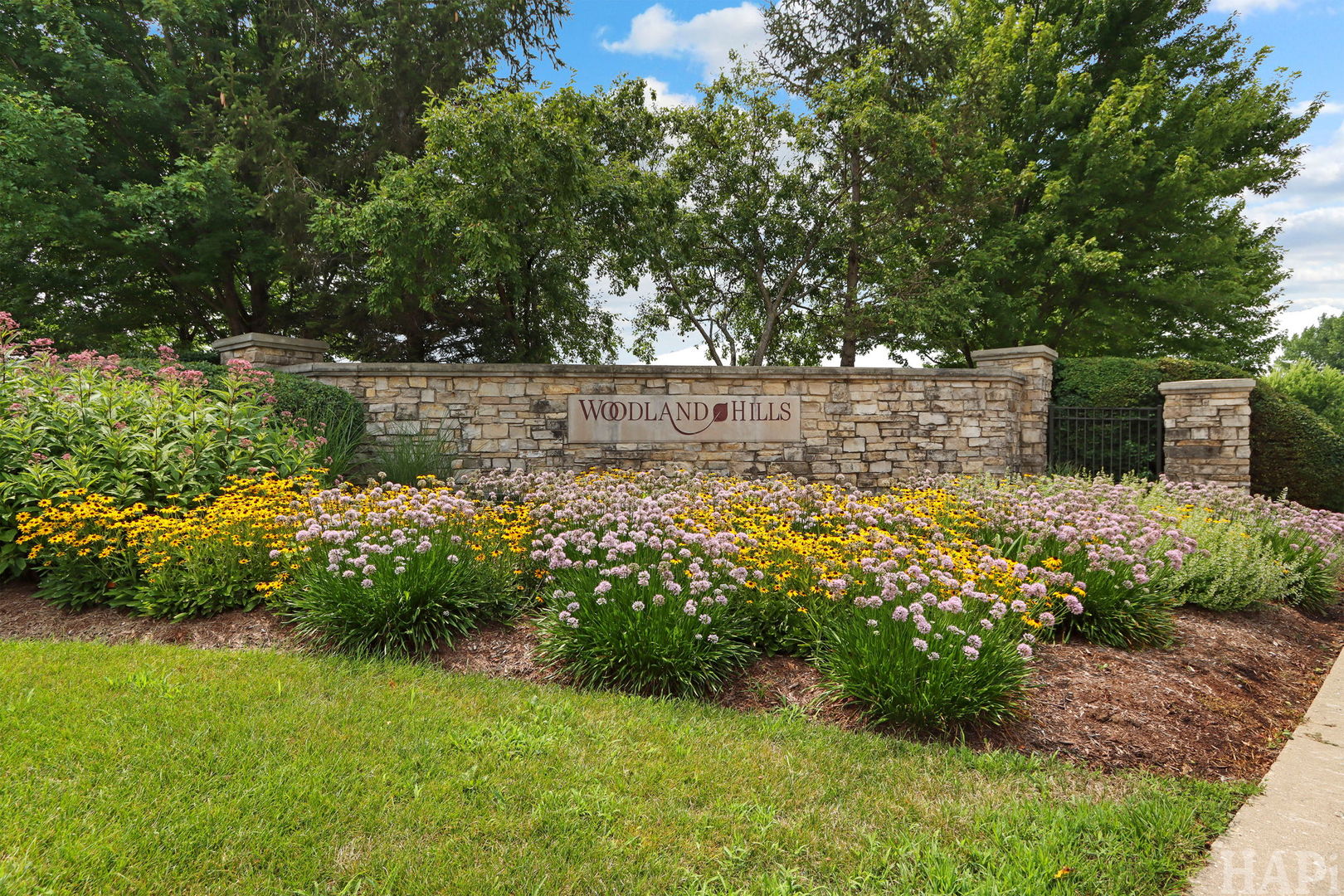 2nd image of 6605 Woodland Hills Dr, Lakewood, IL 60014 | MLS# 12724915