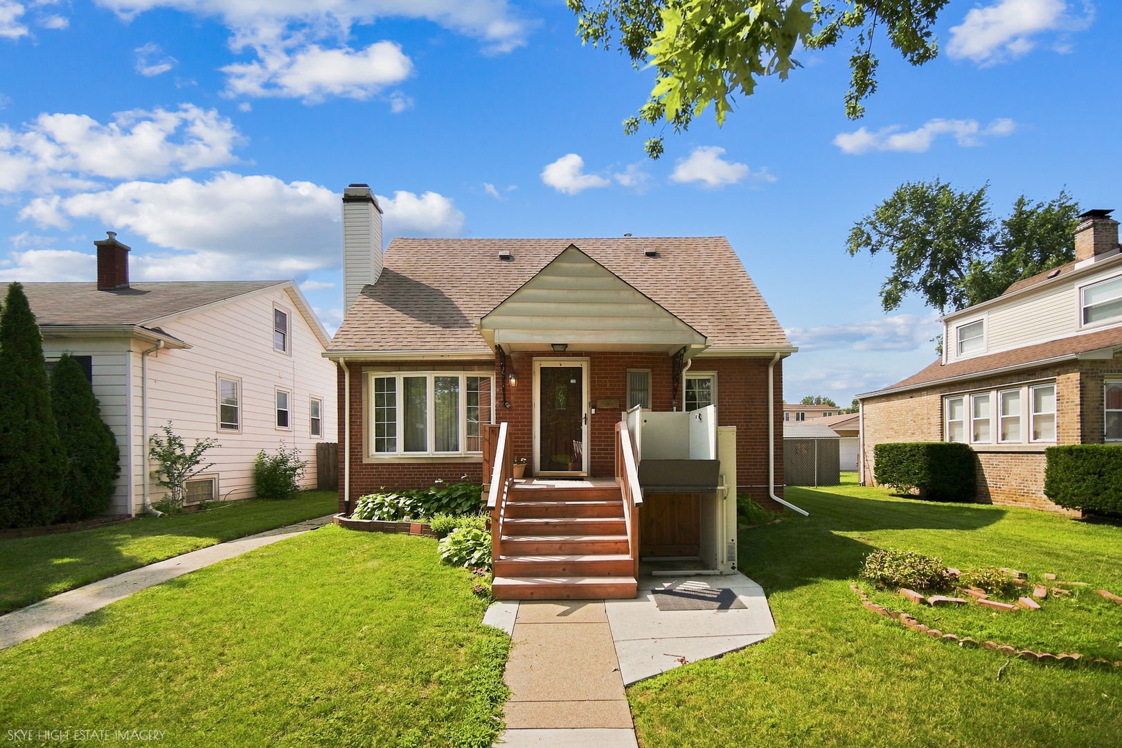 3rd image of 107 Highland St, Calumet City, IL 60409 | MLS# 12725015