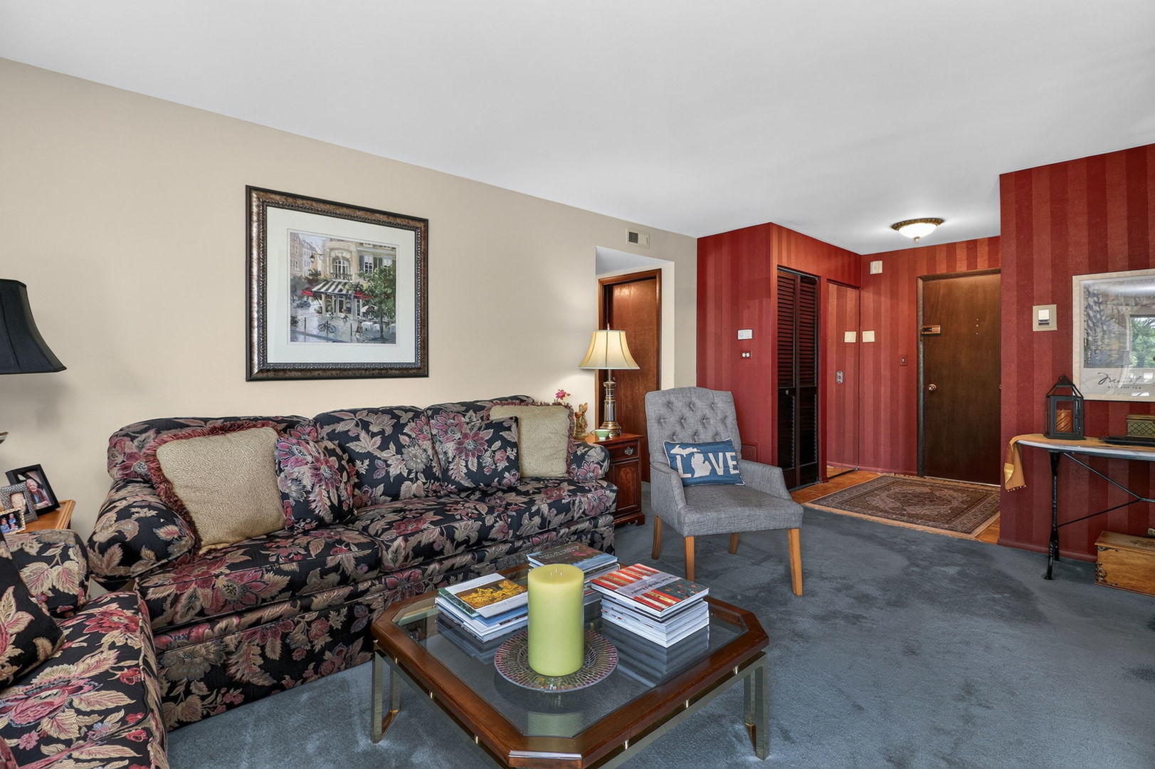 4th image of 77 Lake Hinsdale Dr, Willowbrook, IL 60527