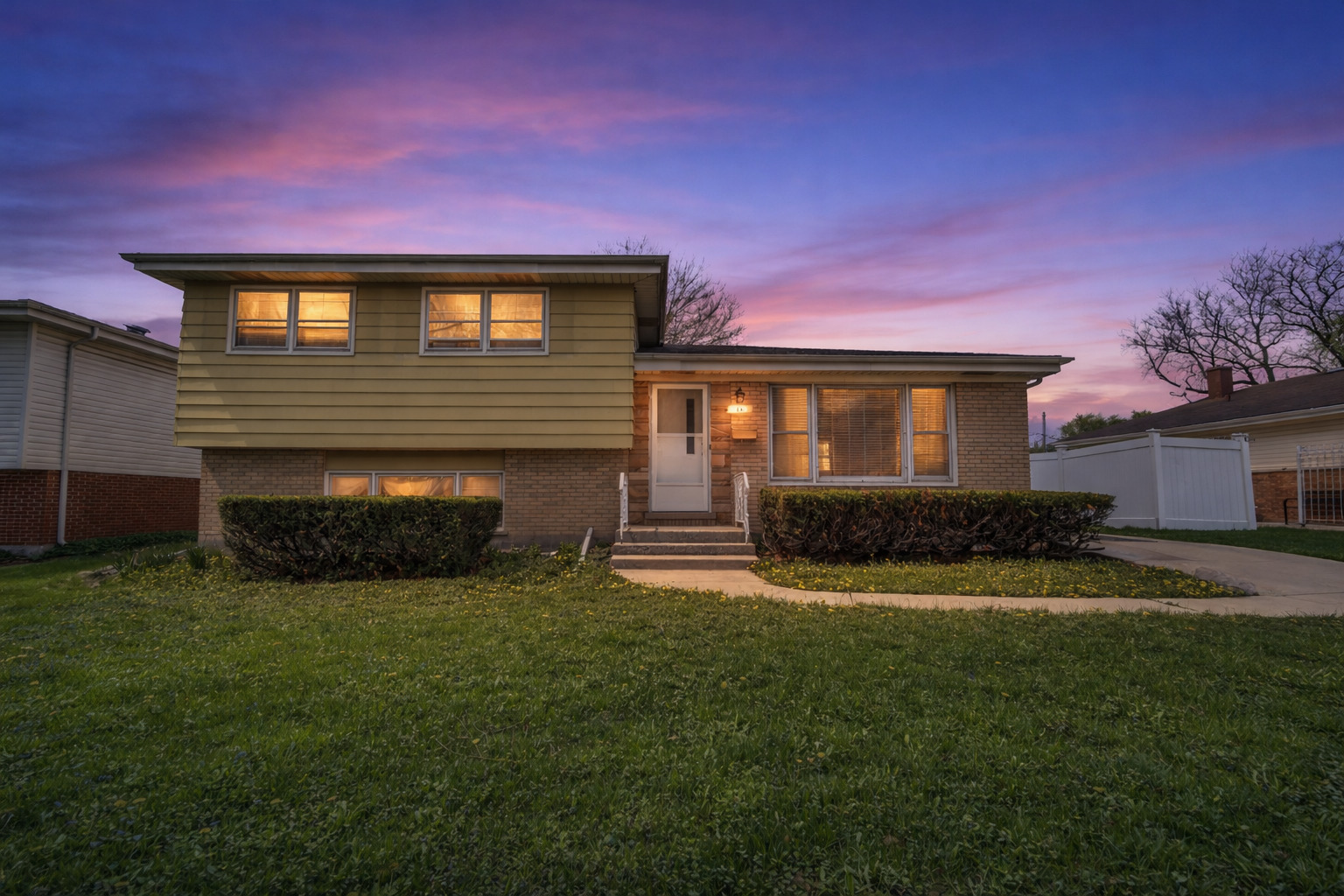 1st image of 10 N Adams Dr, Addison, IL 60101 | MLS# 12725164