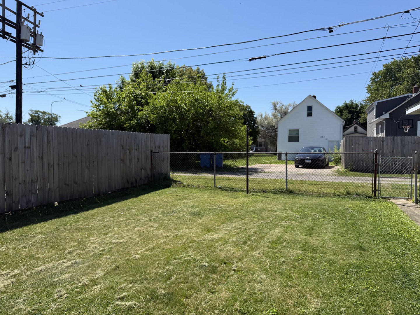 4th image of 213 155Th Pl, Calumet City, IL 60409 | MLS# 12725205