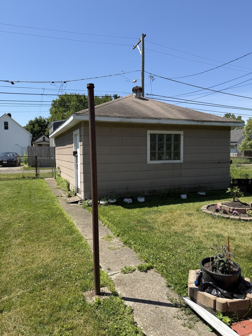 5th image of 213 155Th Pl, Calumet City, IL 60409 | MLS# 12725205