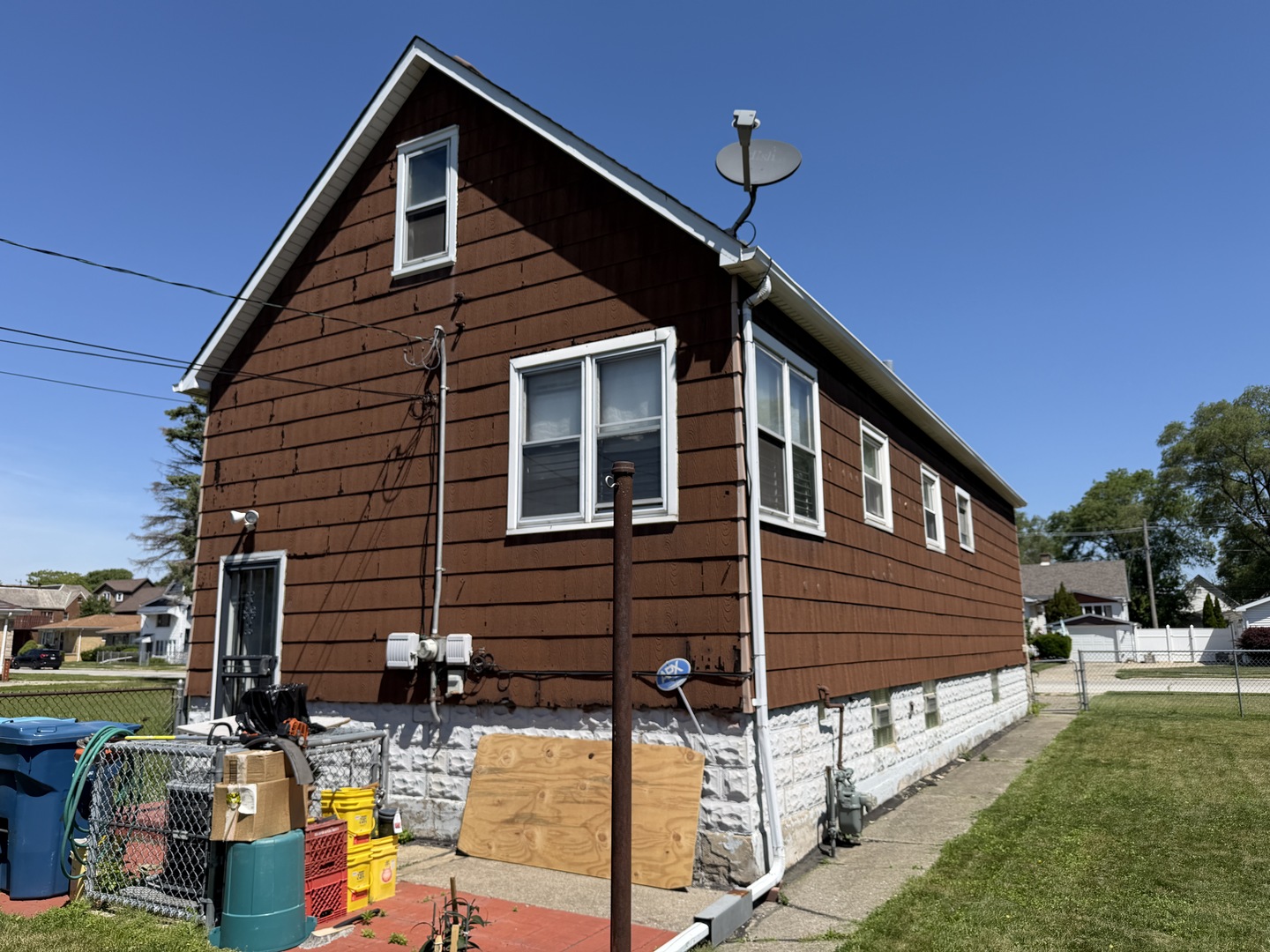 3rd image of 213 155Th Pl, Calumet City, IL 60409 | MLS# 12725205