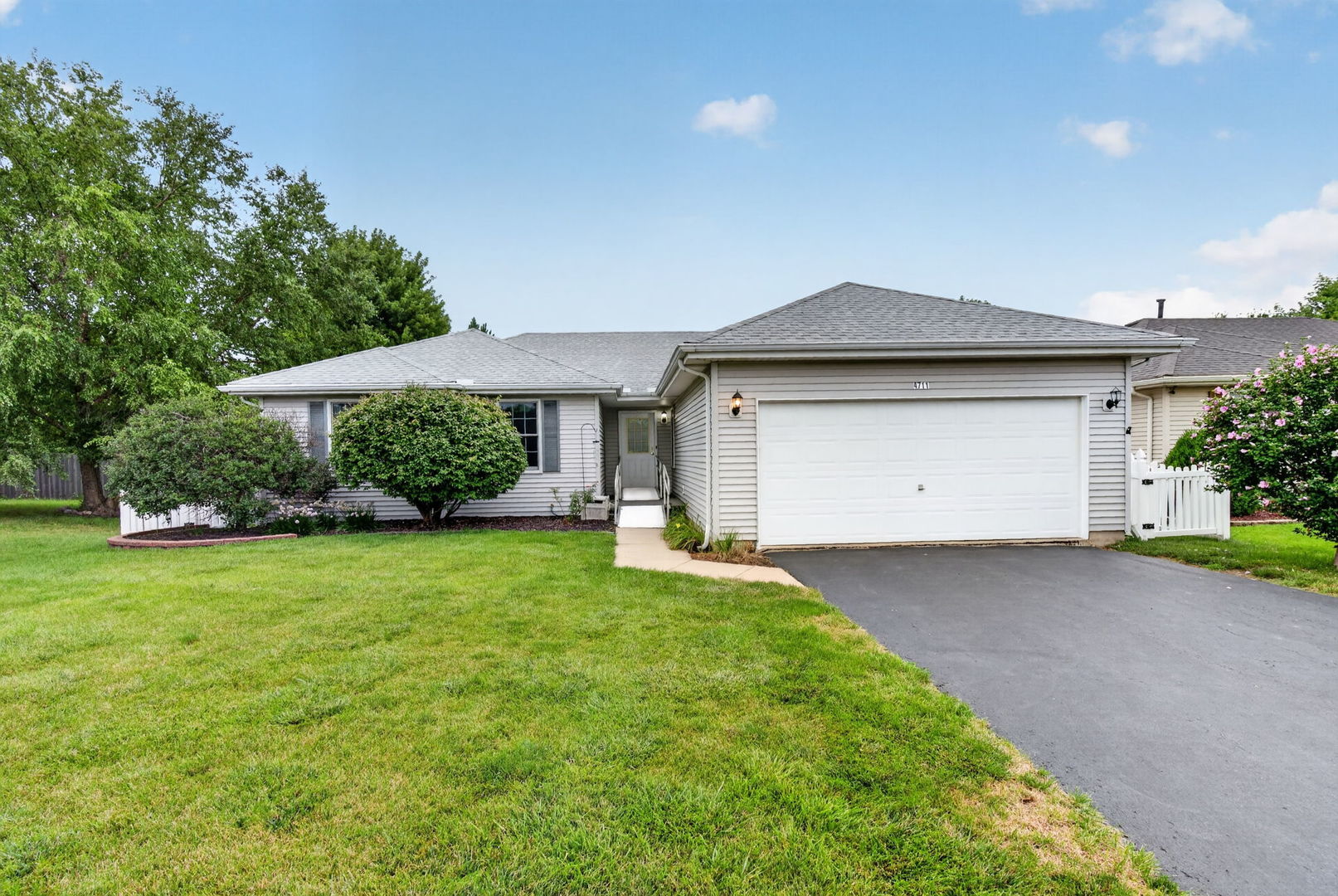 1st image of 4711 Mallard Ln, Plainfield, IL 60586 | MLS# 12725281