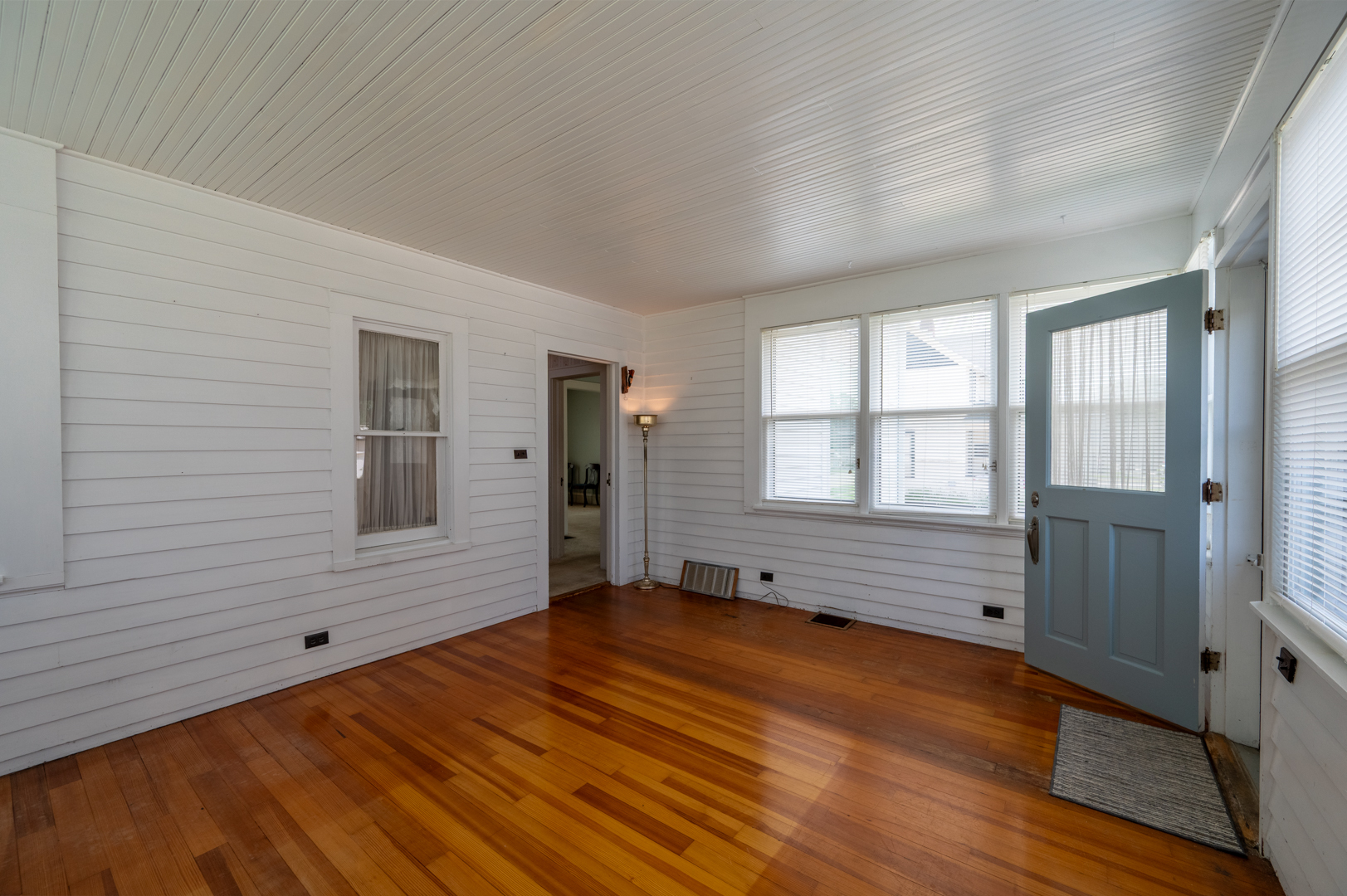3rd image of 109 W Main St, Mount Morris, IL 61054 | MLS# 12725296