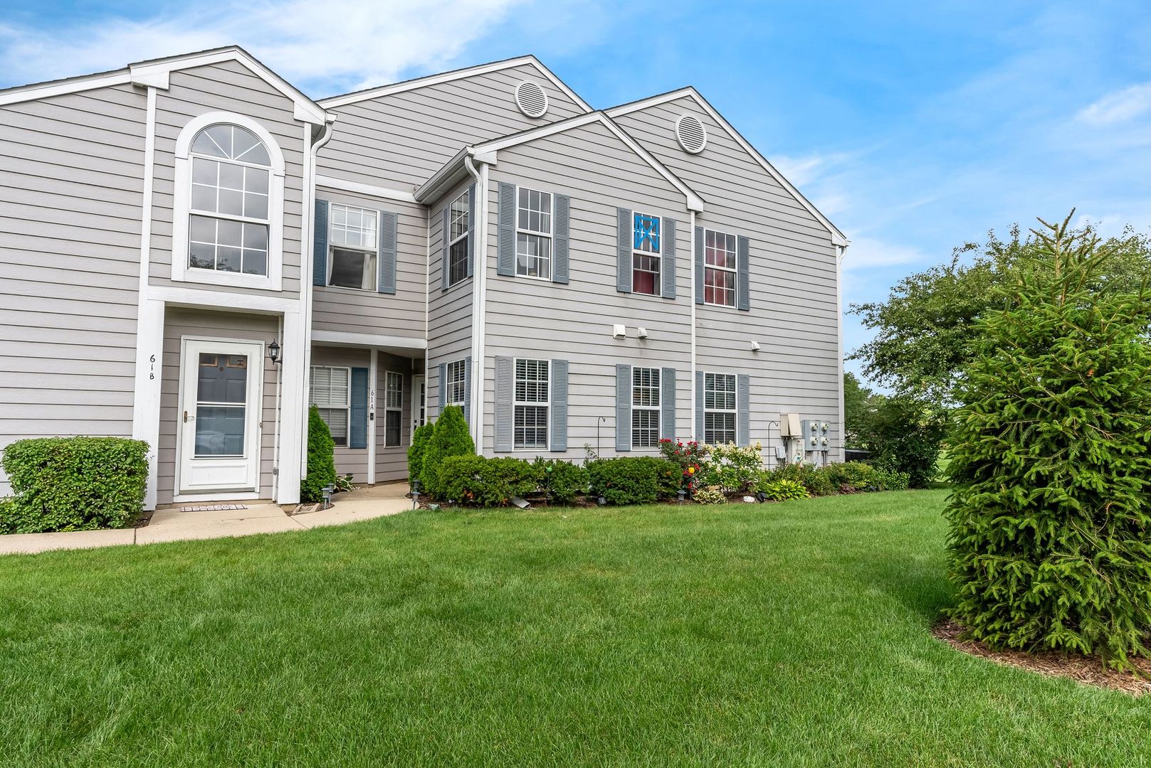 2nd image of 61 Adams Ct #A, Streamwood, IL 60107 | MLS# 12725368