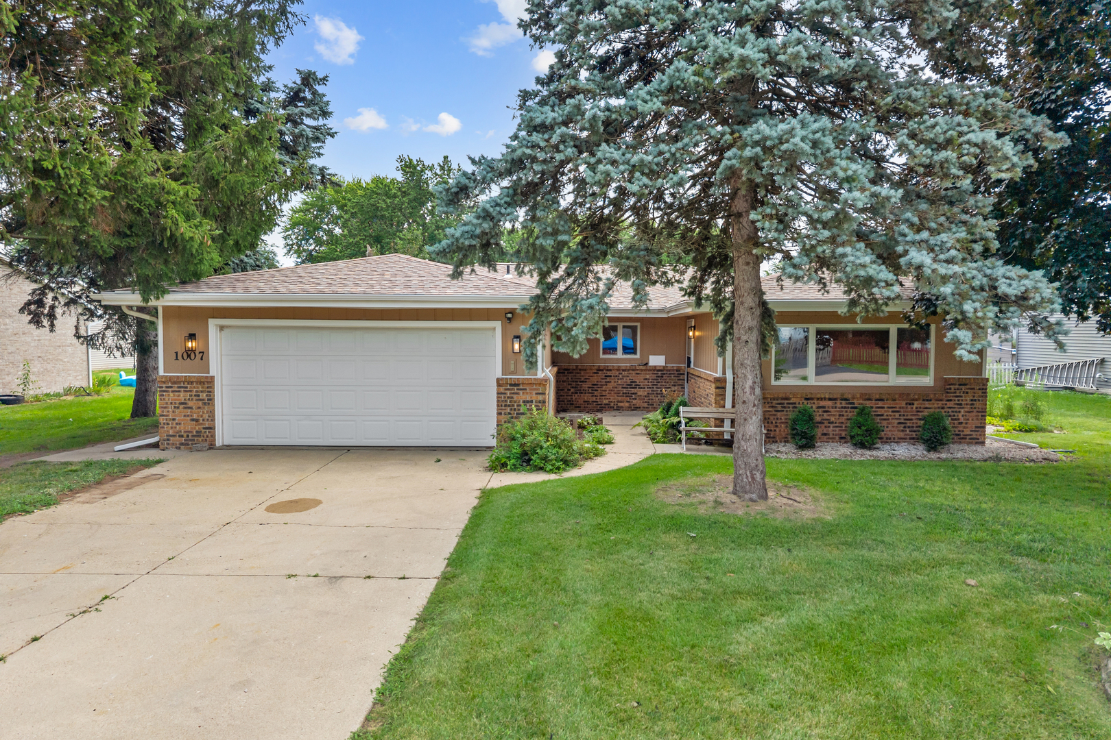1st image of 1007 Nancy Rd, Lake Holiday, IL 60548 | MLS# 12725406
